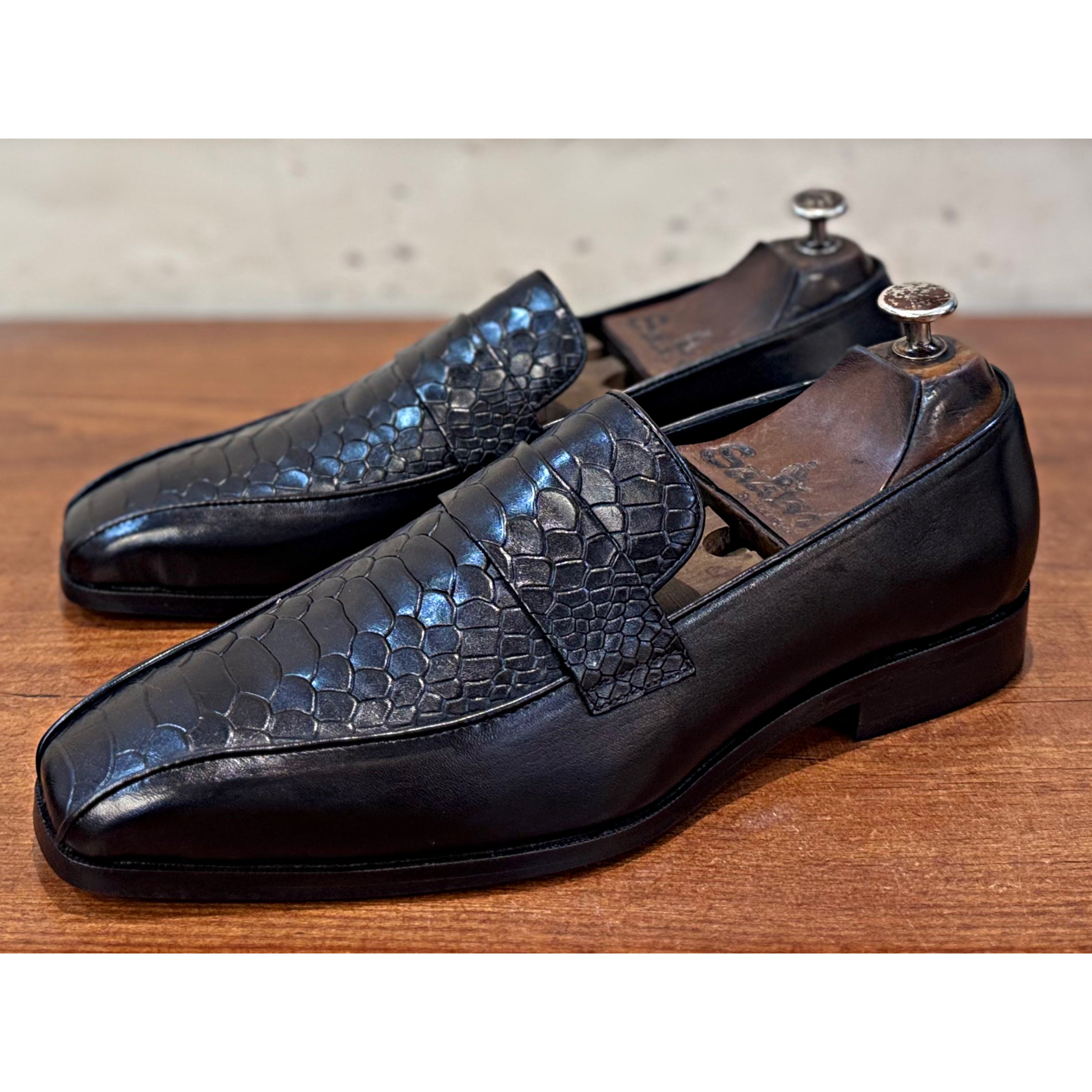 Python Embossed Leather Black-T