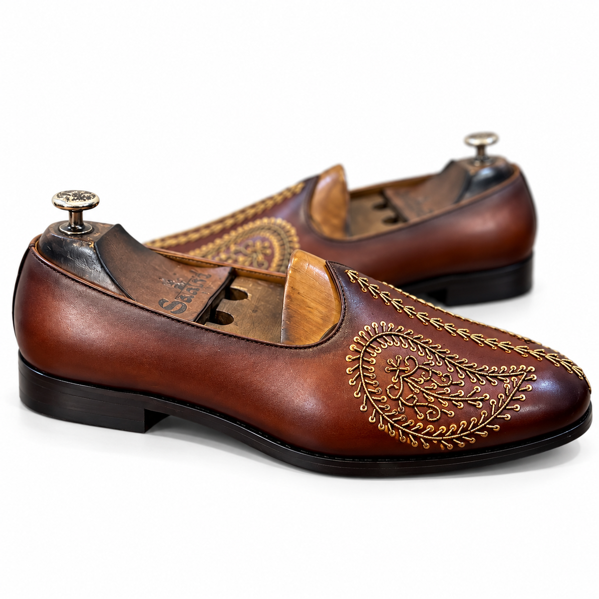 Saalvi Maharaja Cognac Embroidered Jalsa