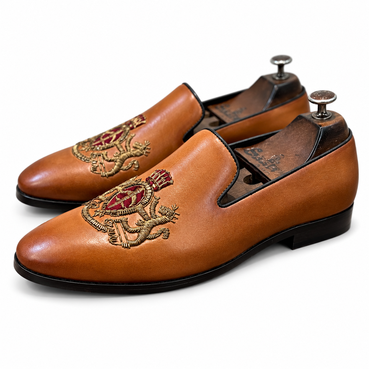 Royal Hand Zardosi Slipons