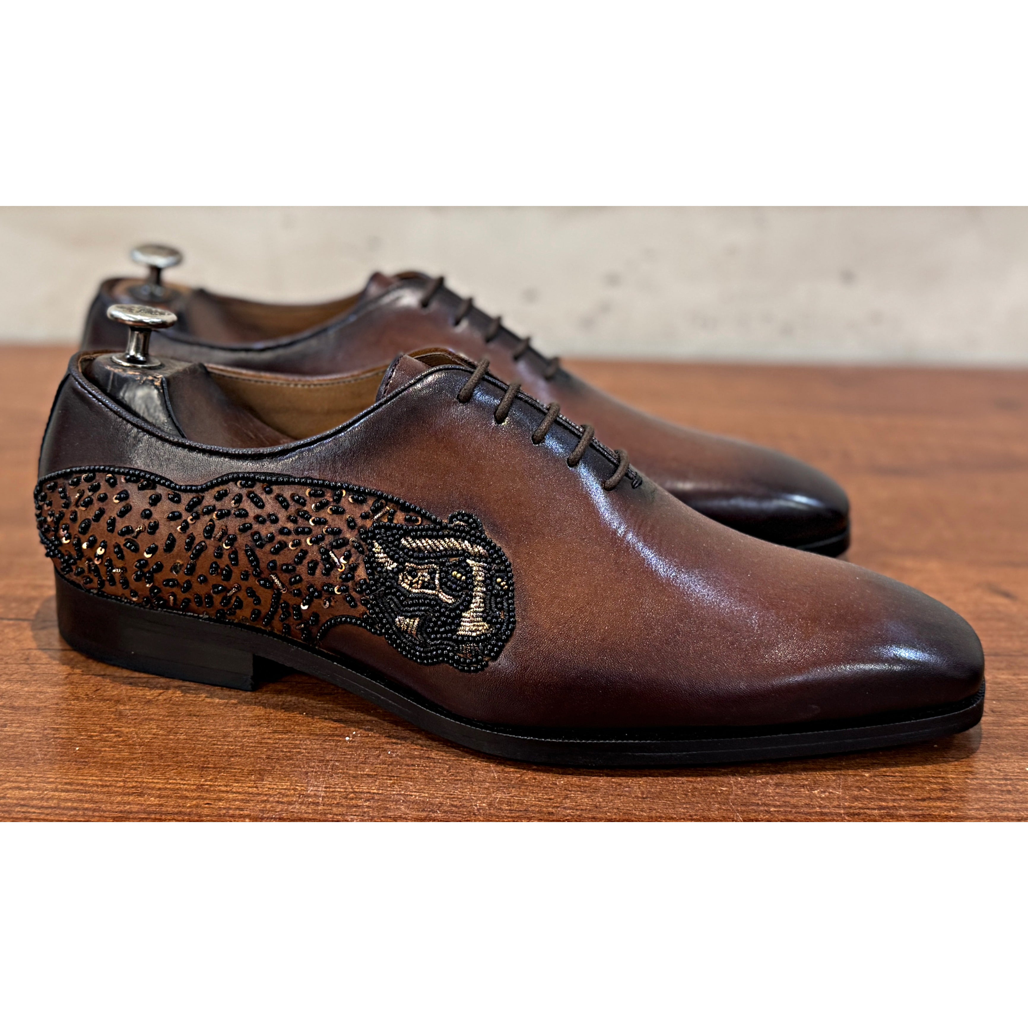 Imperial Panther Hand-Embroidered Luxury Leather Oxford Shoes for Men