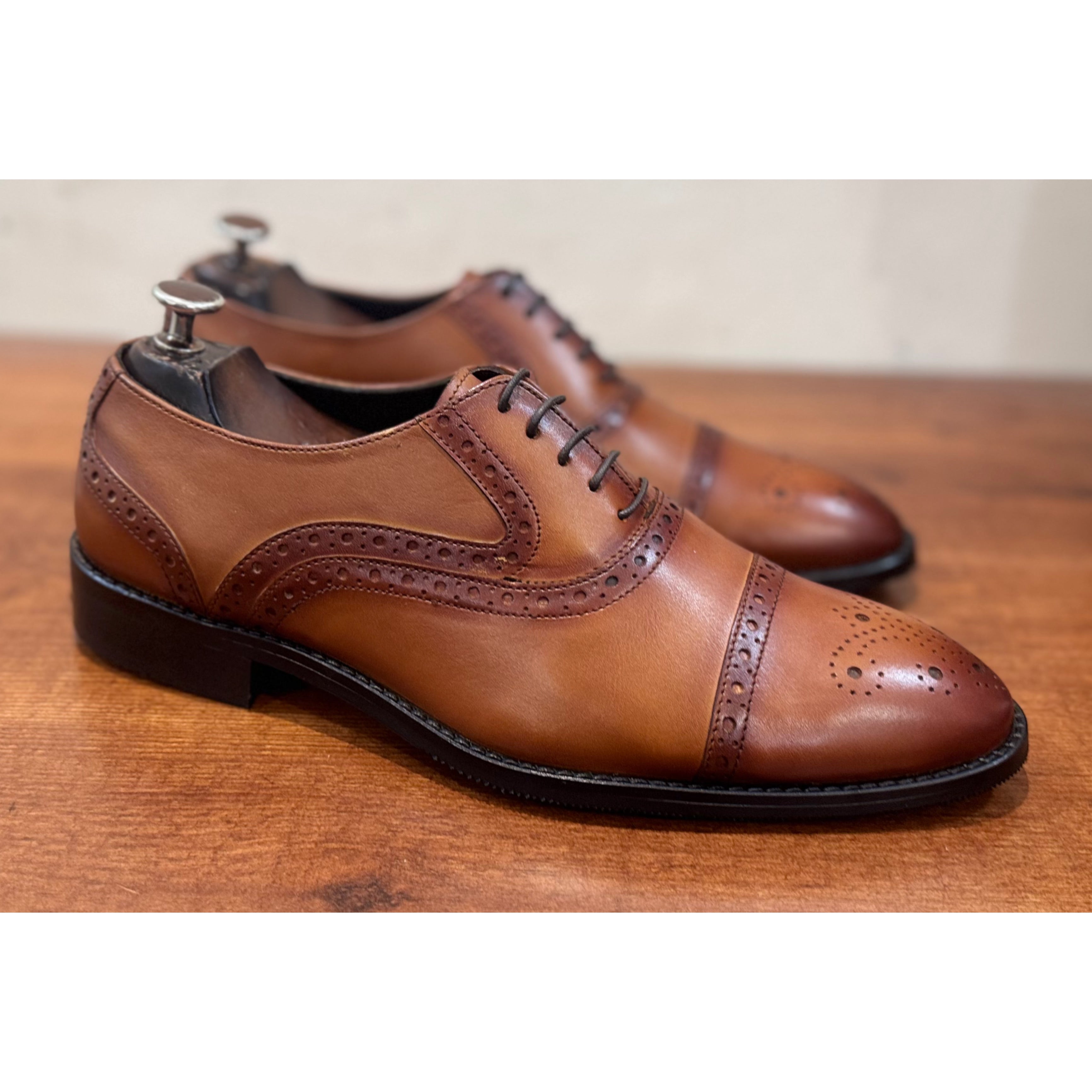 Saalvi Men's Cap Toe Oxfords Tan Brown