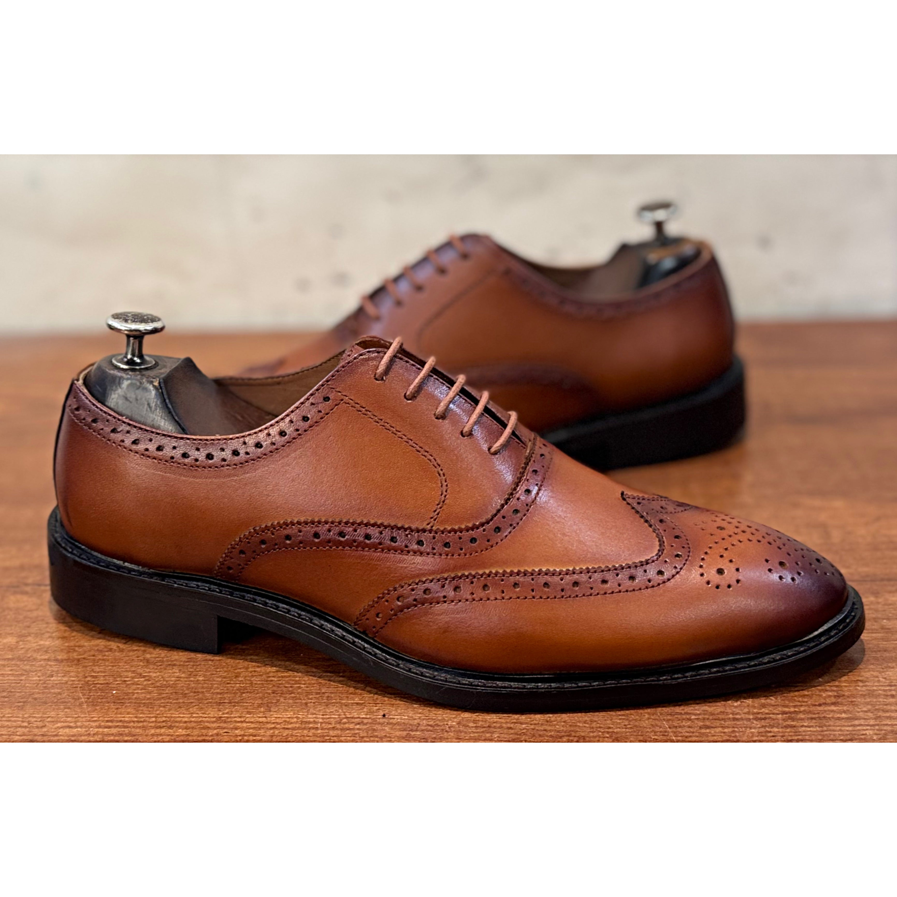 The Belmont Oxford Tan