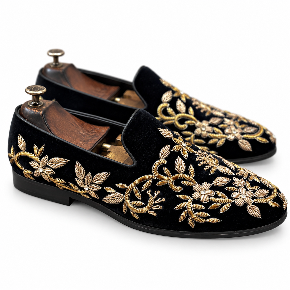Zartaar Black Velvet Zardosi Embroidered Loafers