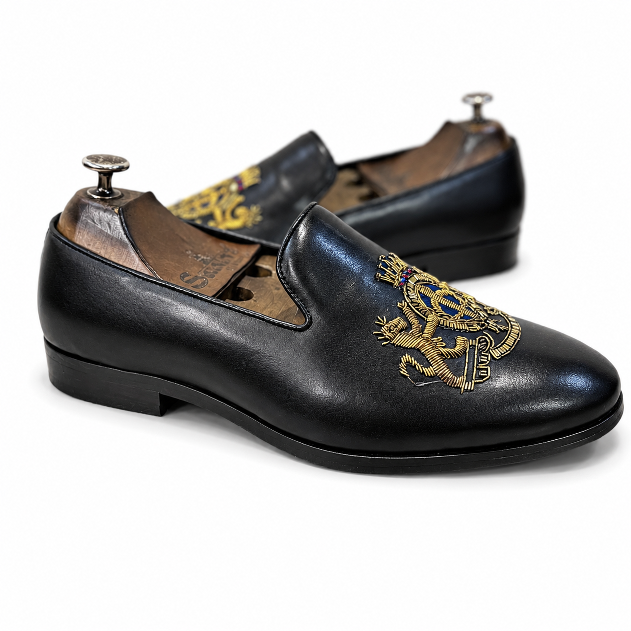 Royal Hand Zardosi Embroidery Slipons