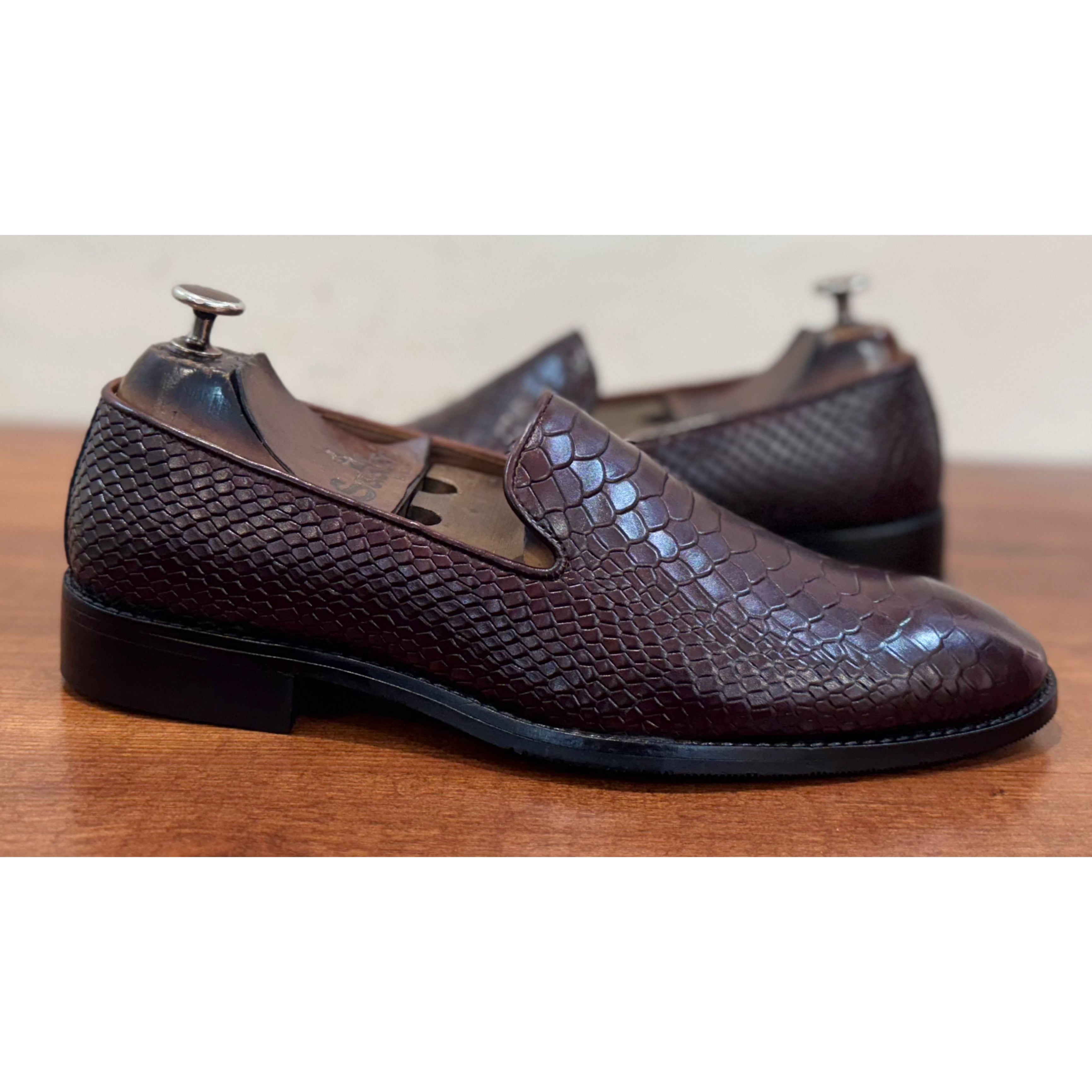 Python Embossed Loafers | Bordo