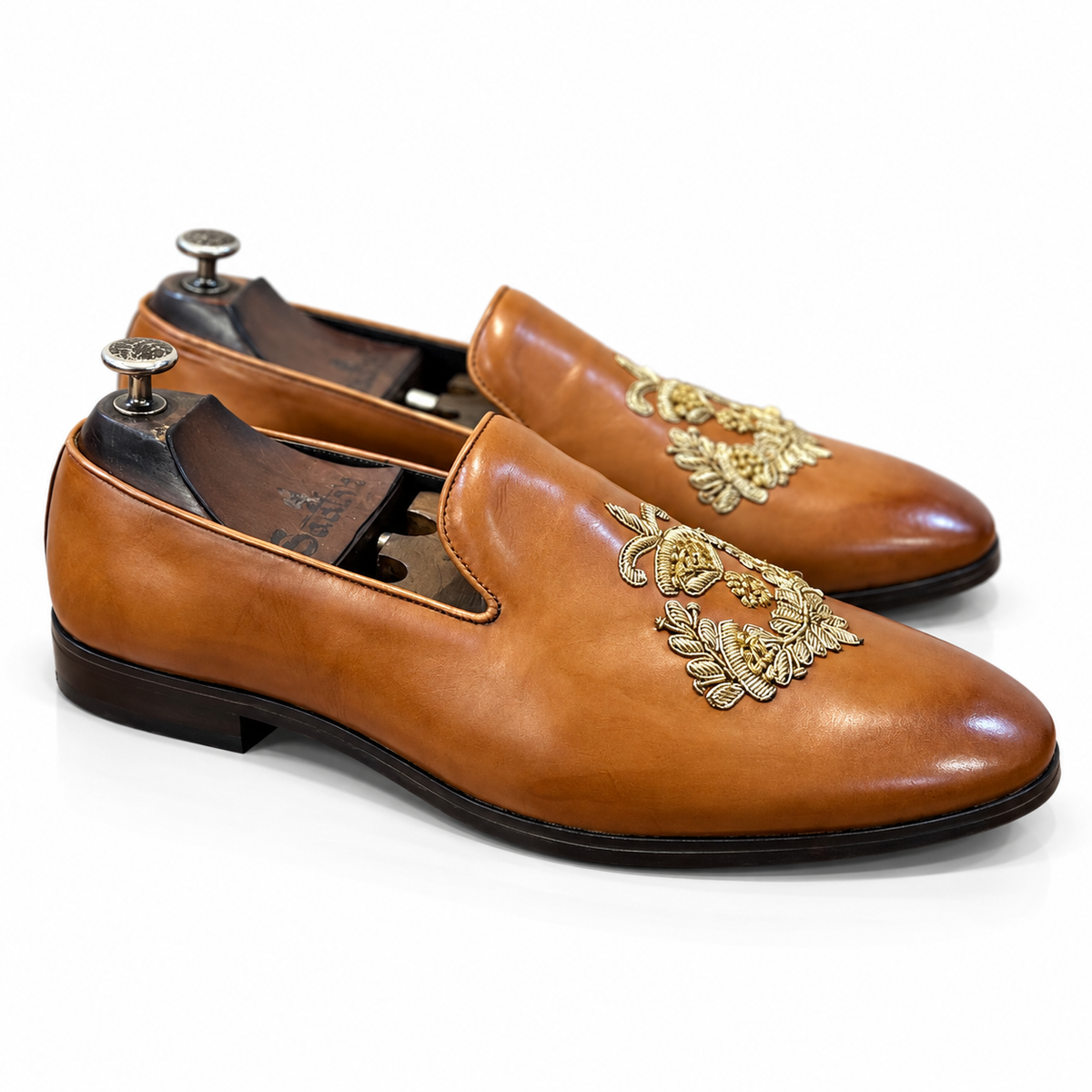 Aureate Sovereign – Tan Gold Embroidered Slip-On