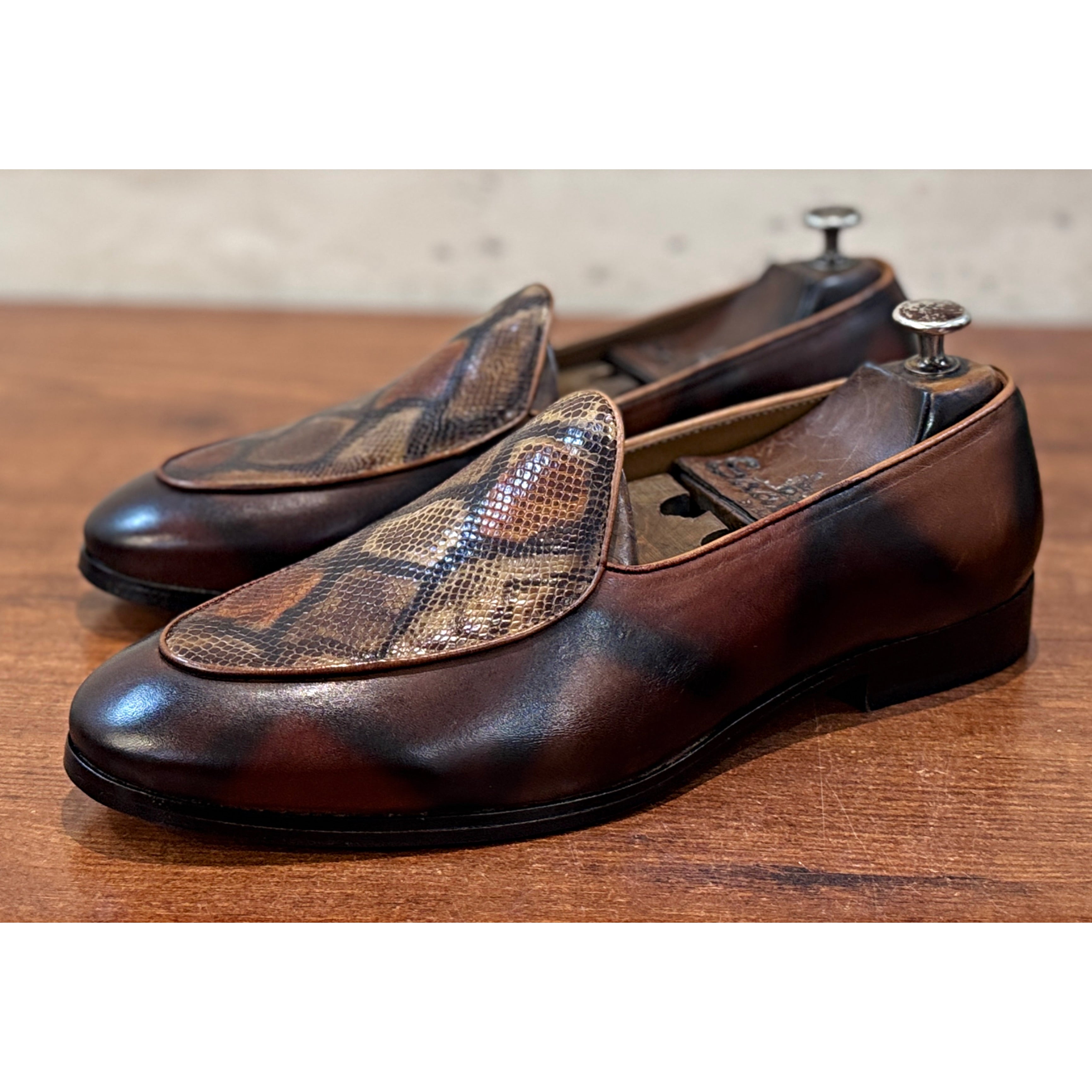 The Firenze Hand-Painted Belgian Loafers – Brown Patina