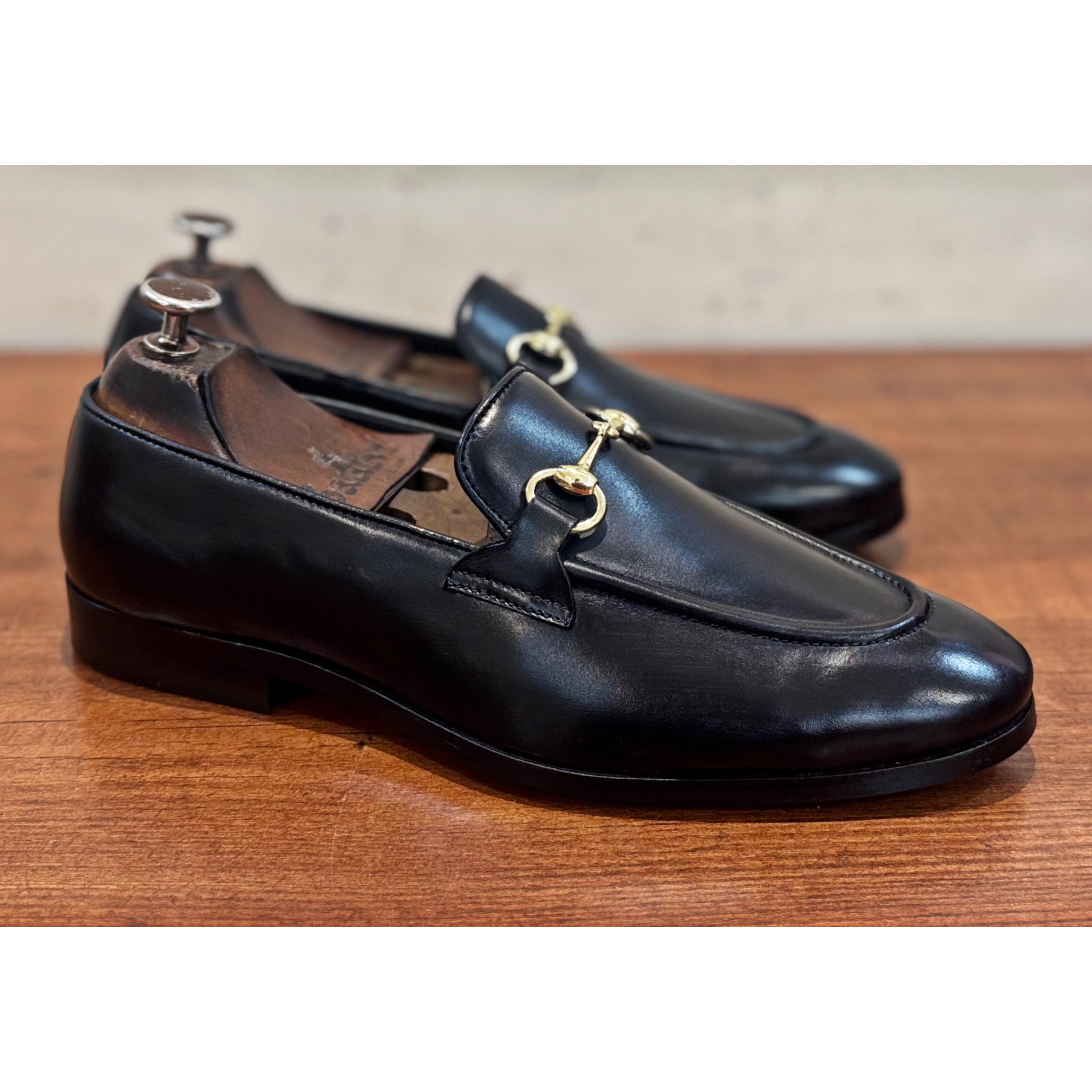 Horsebit Loafers -Black Golden Buckle