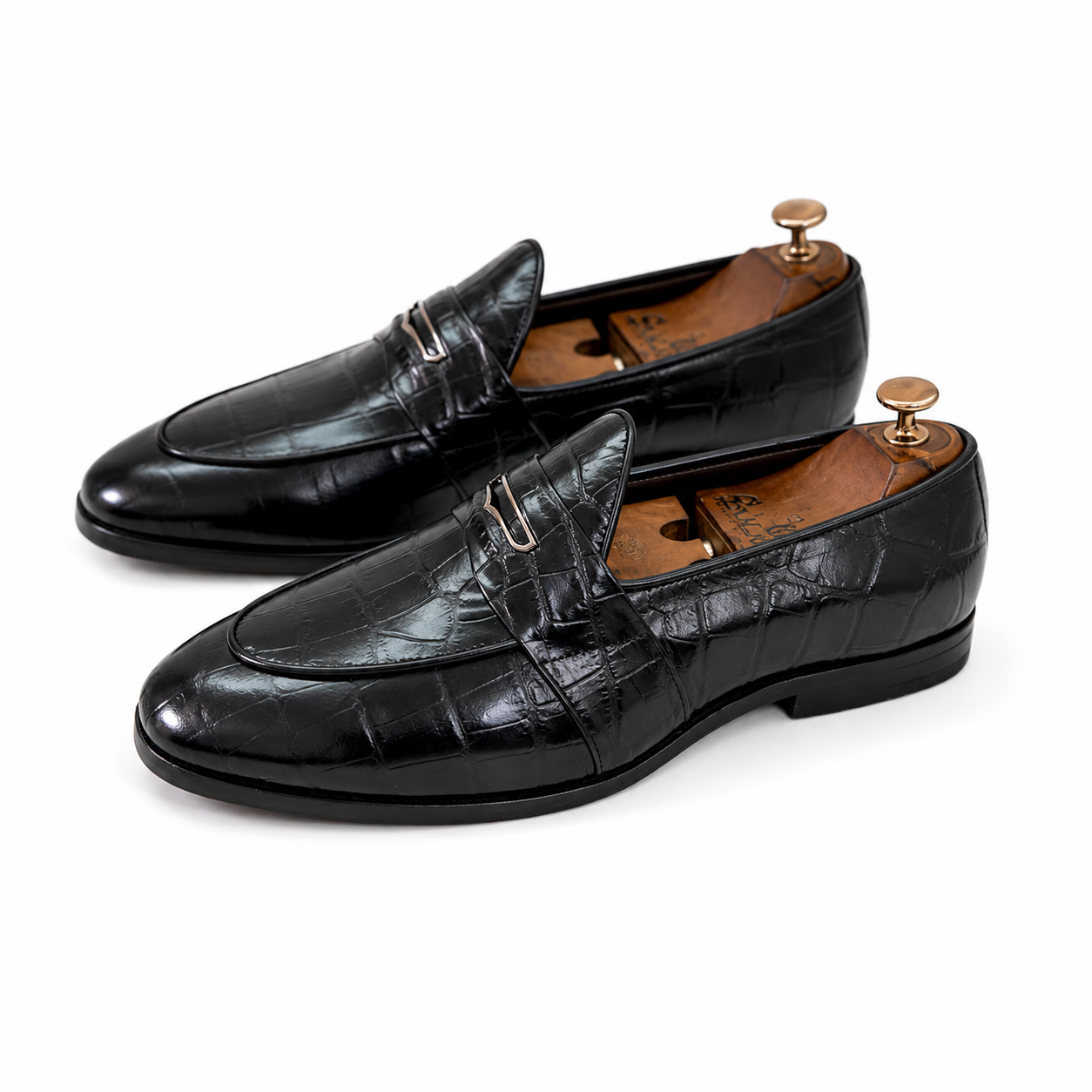 Croc Embossed Penny Loafers – Black