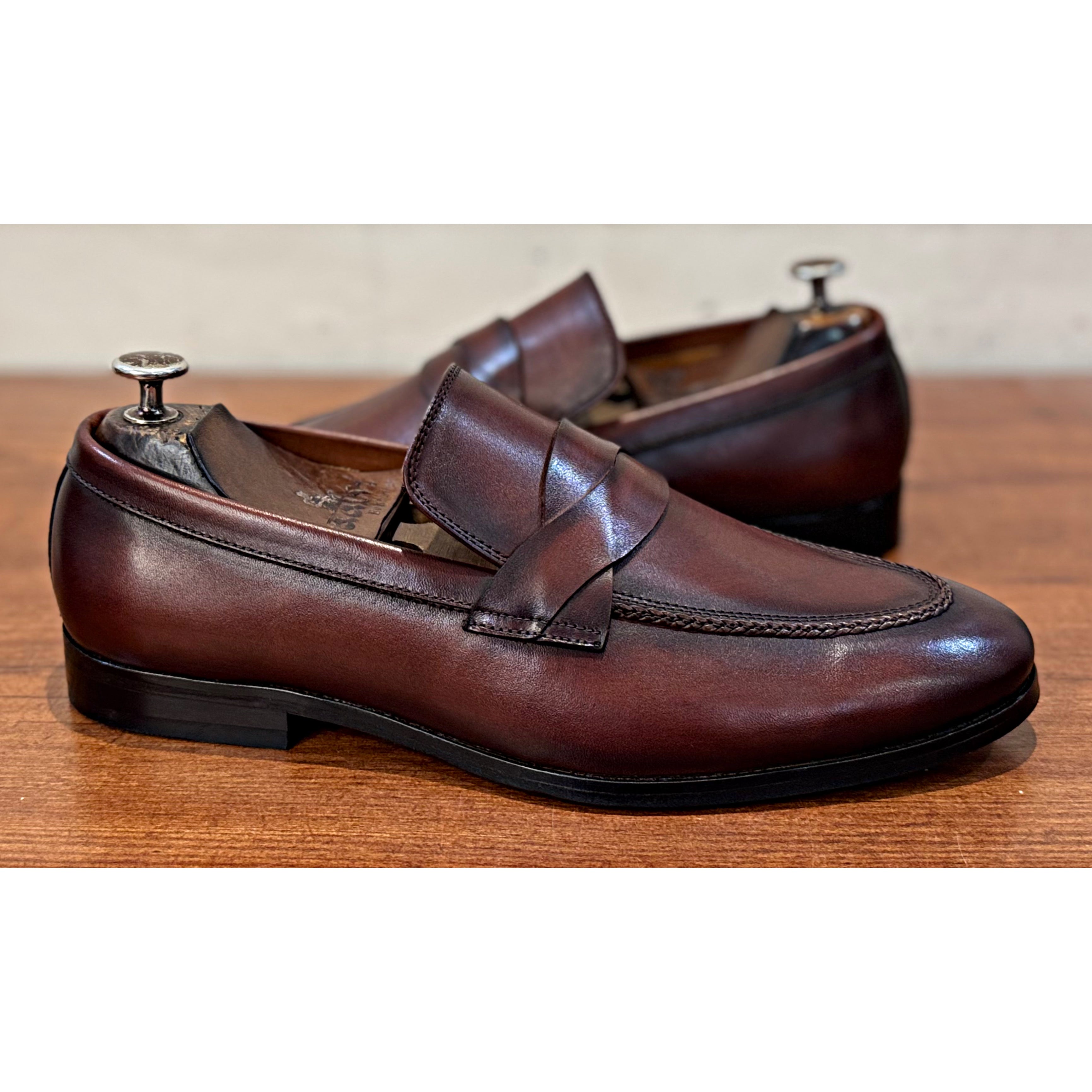 Royce | Brown Hand Finished