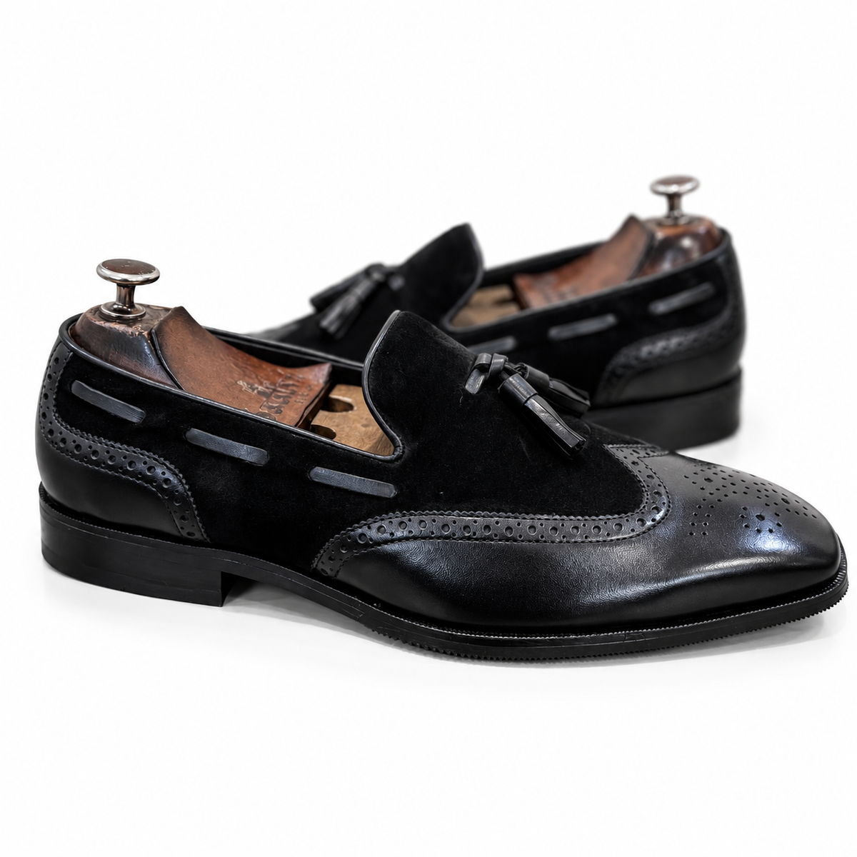 Noir Sovereign Wingtip Tassel Loafers