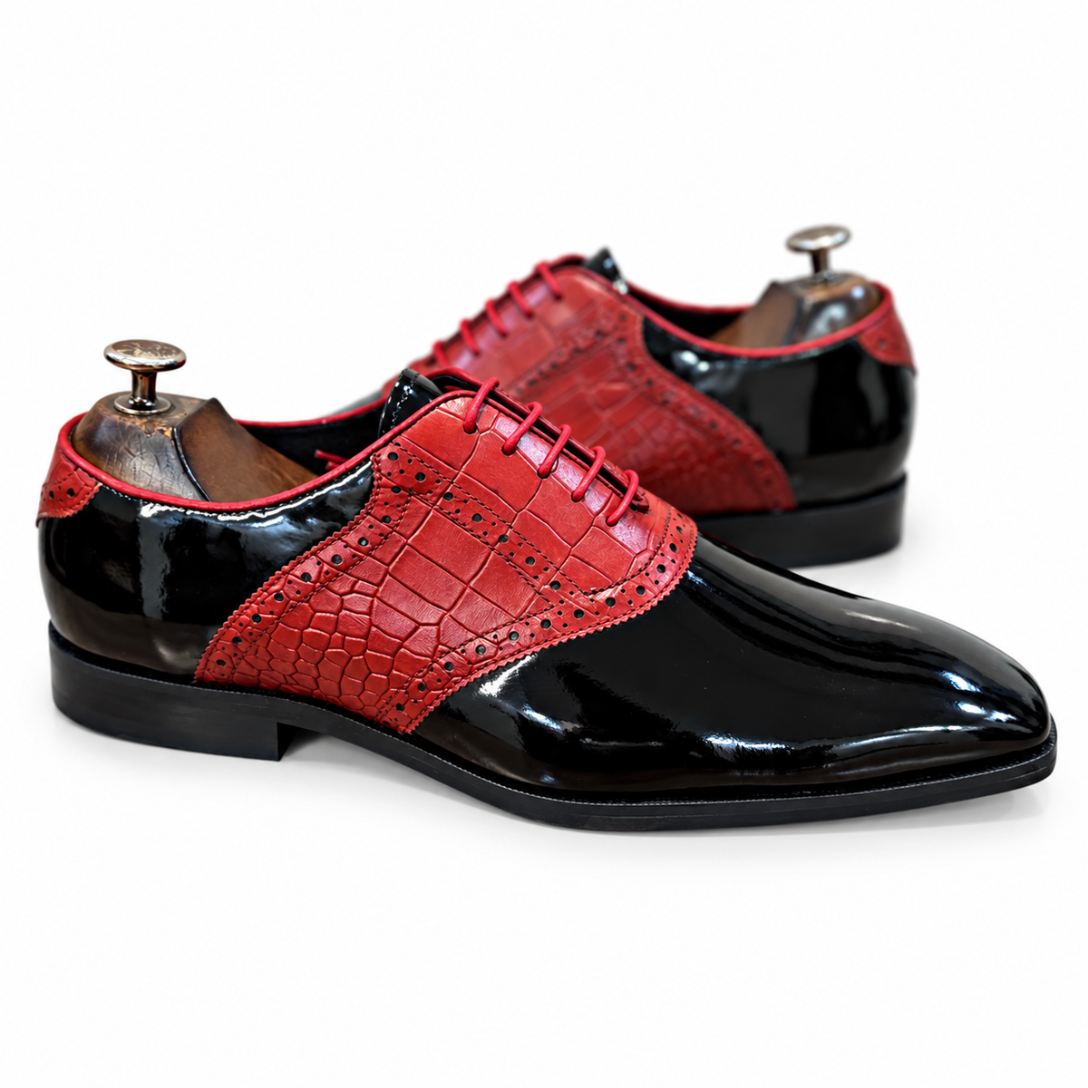 Noir Rouge Croco Oxfords