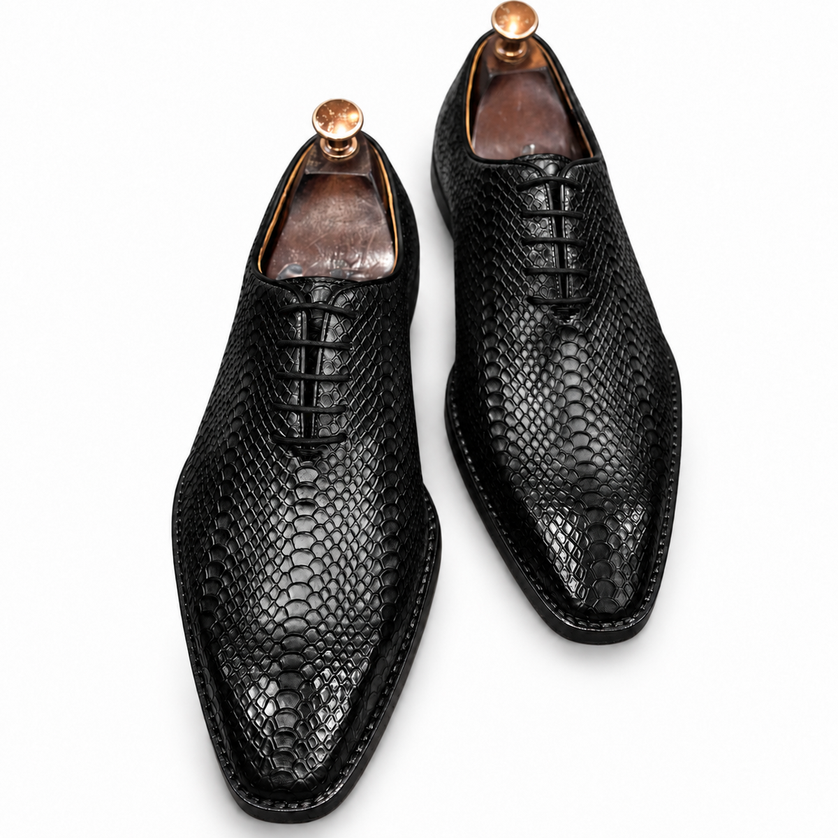 Noir Crocodile-Embossed Oxford Shoes