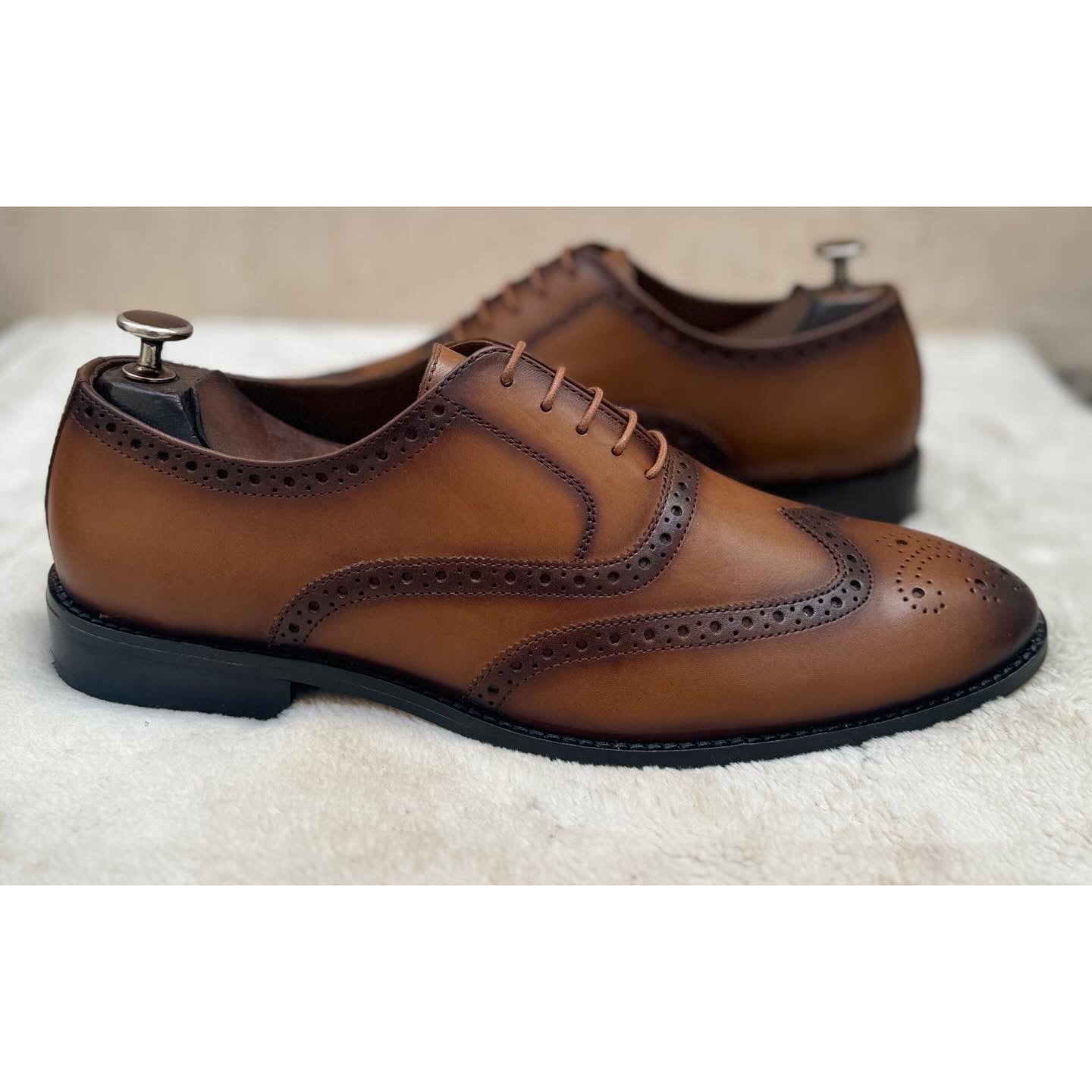 Wingtip Brogue Oxford - Tan Hand Patina