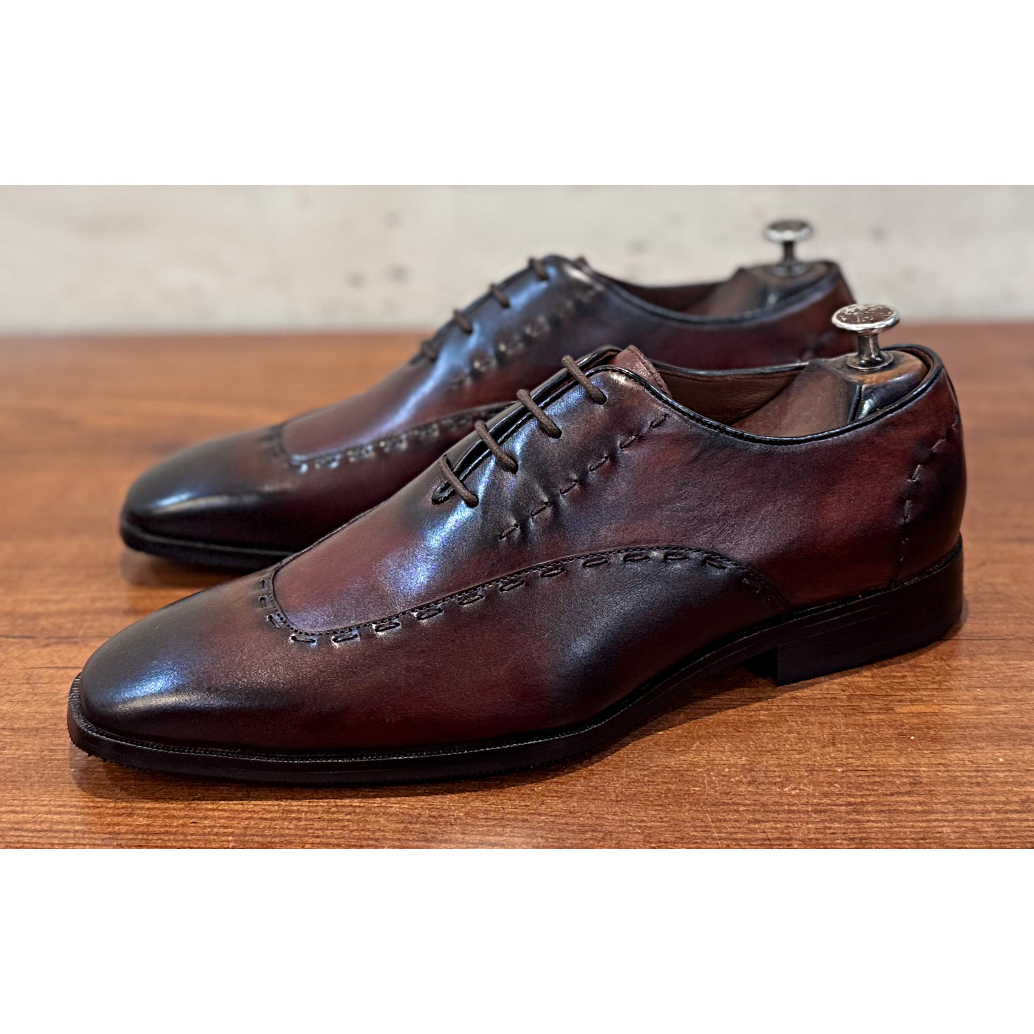 Malvern | Bordo Hand Patina