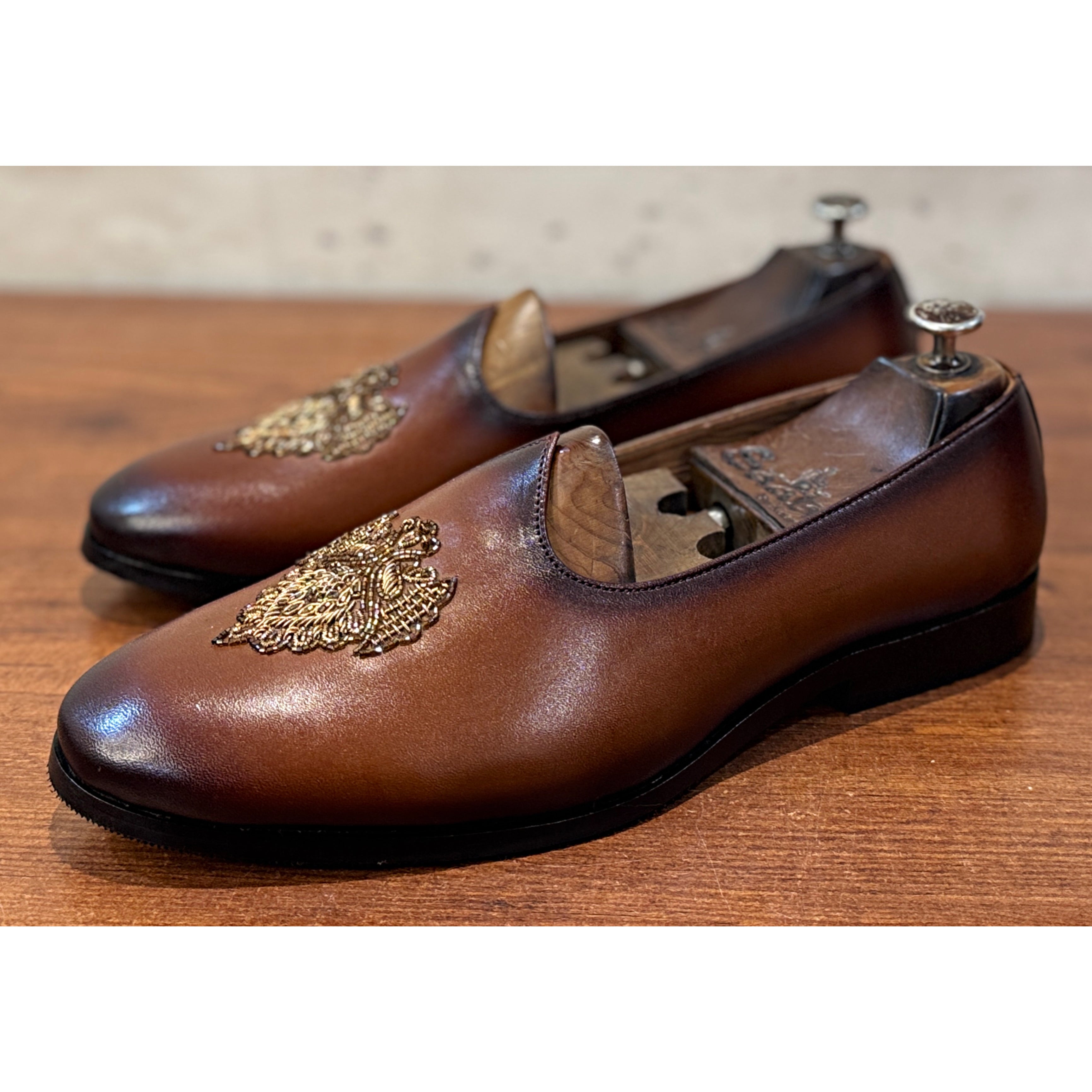 Royal Crest Handcrafted Leather Jalsa Two Tone