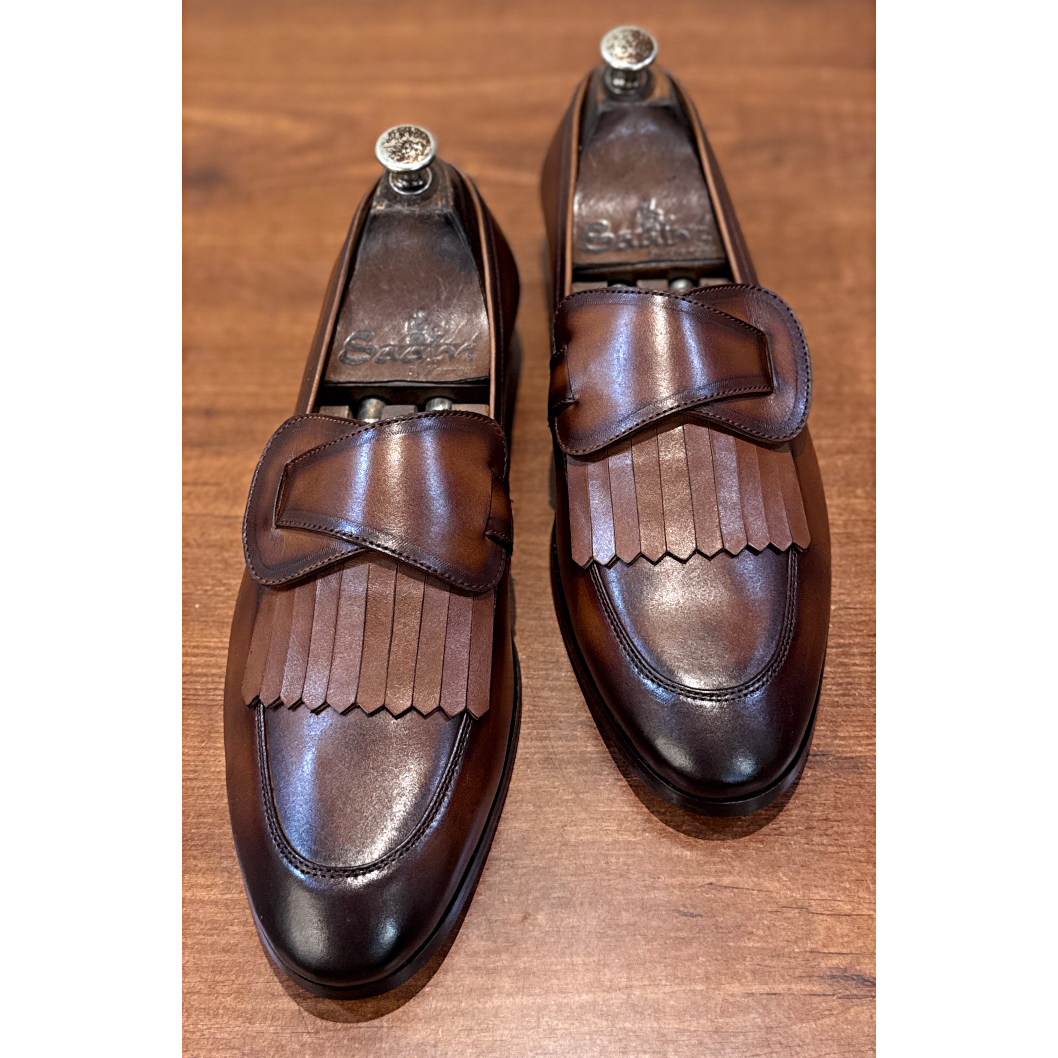 Butterfly Loafers With Fringes Hand Patina