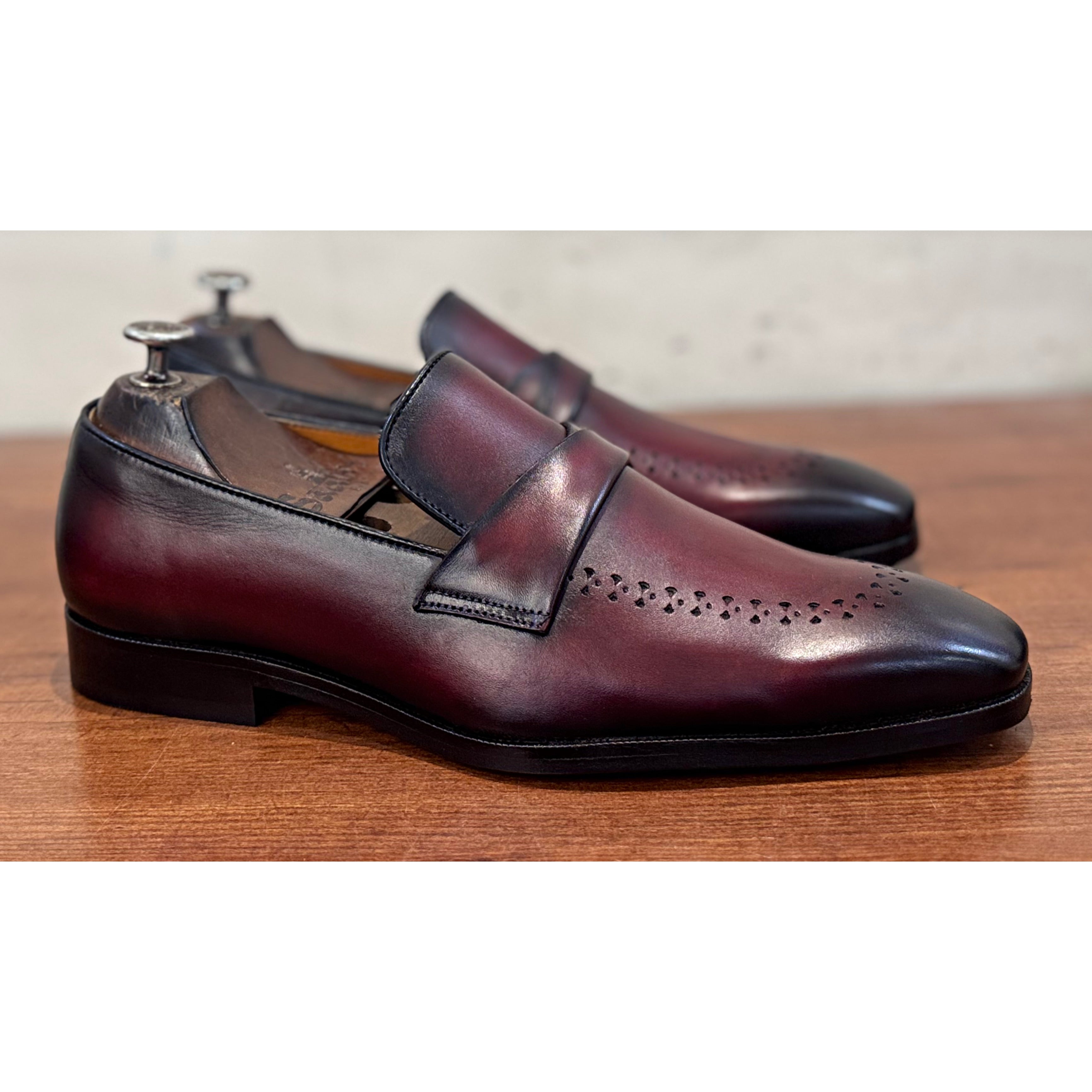 Myron | Bordo Hand Patina