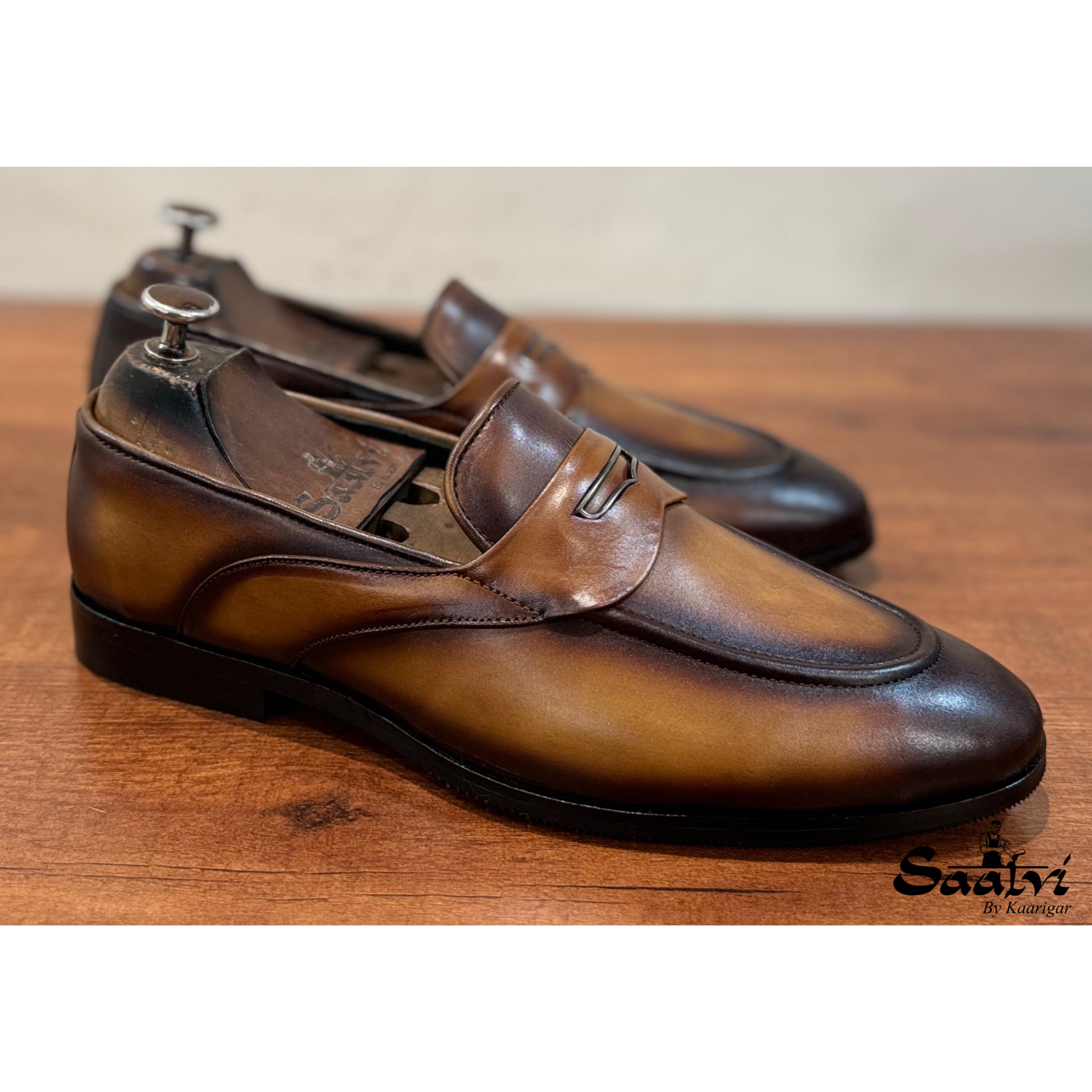 Penny Loafers With Saddle Handfinished