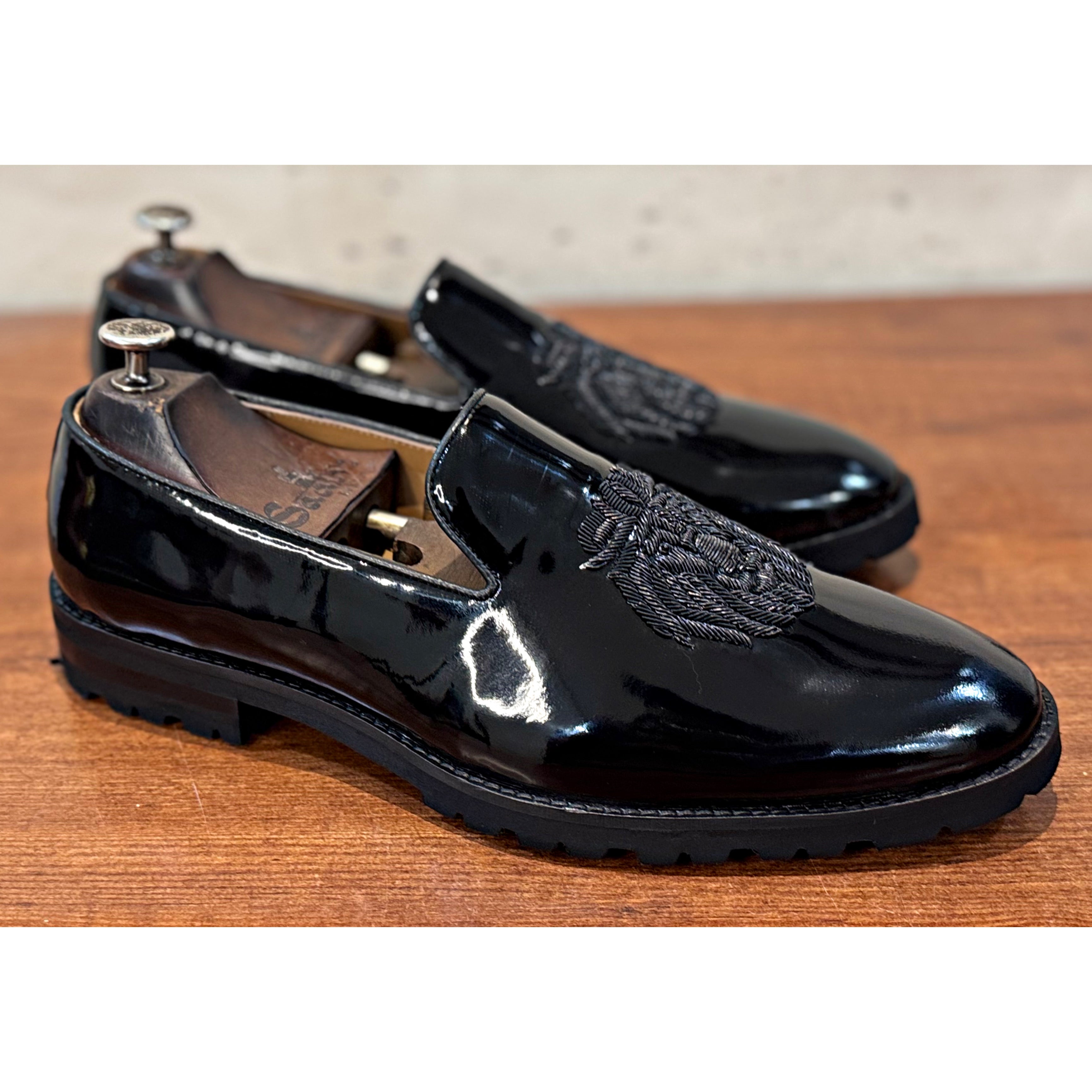 Black Patent Lion Black Zardosi Slipon Chunky