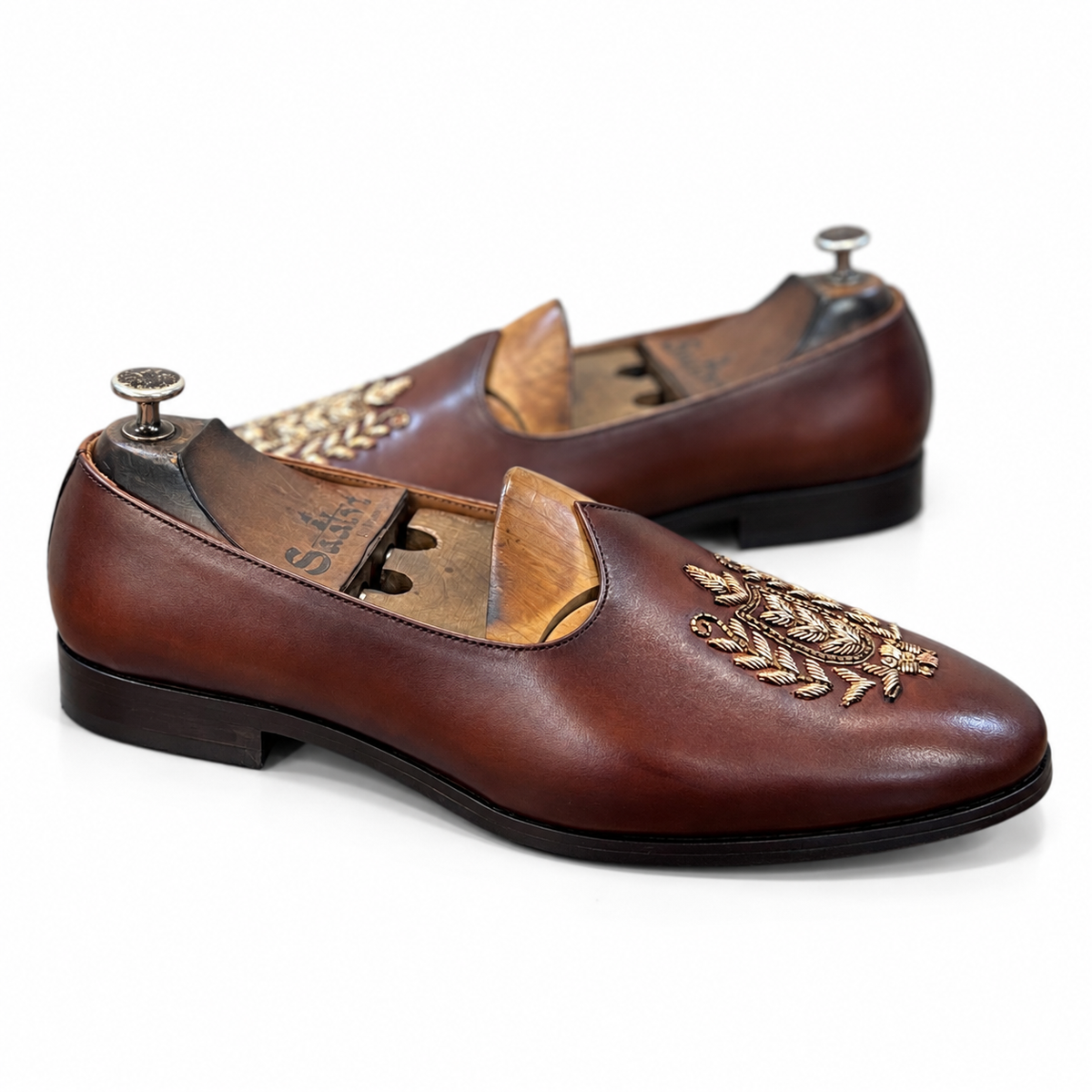 Aurelian Crest — Mahogany Brown Gold-Embroidered Jalsa