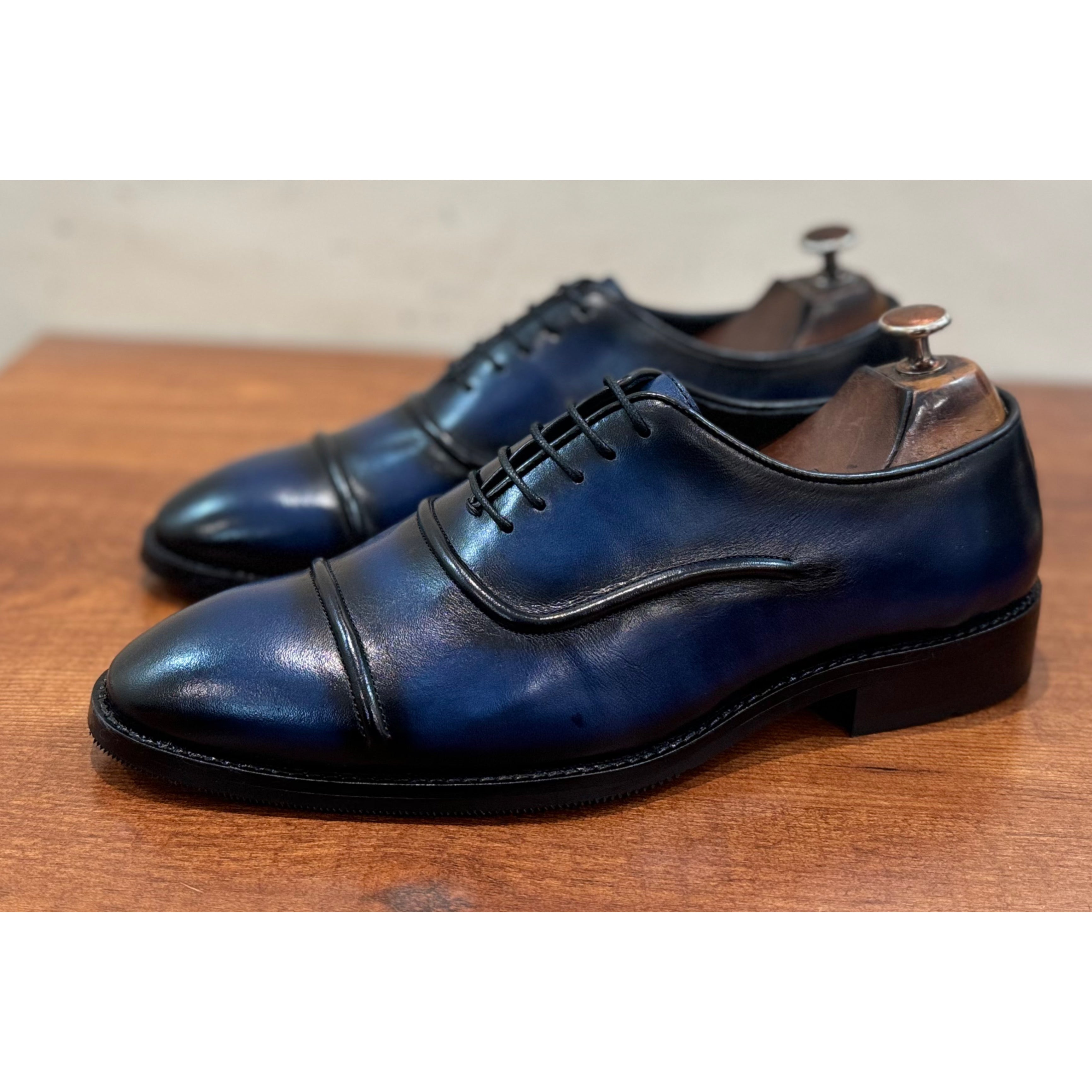 Blue Oxford C Hand Patina