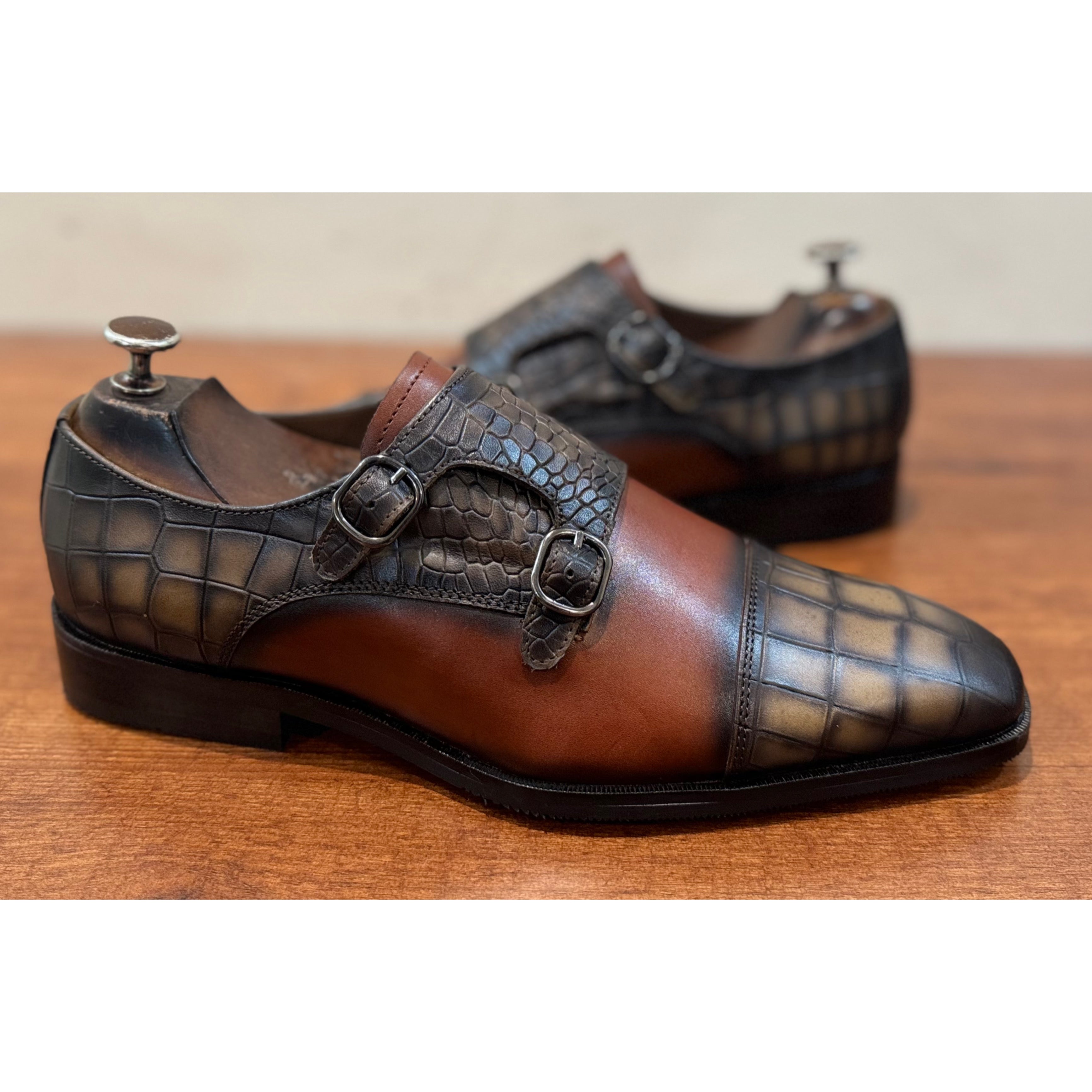 Edison - Hand Patina Monks