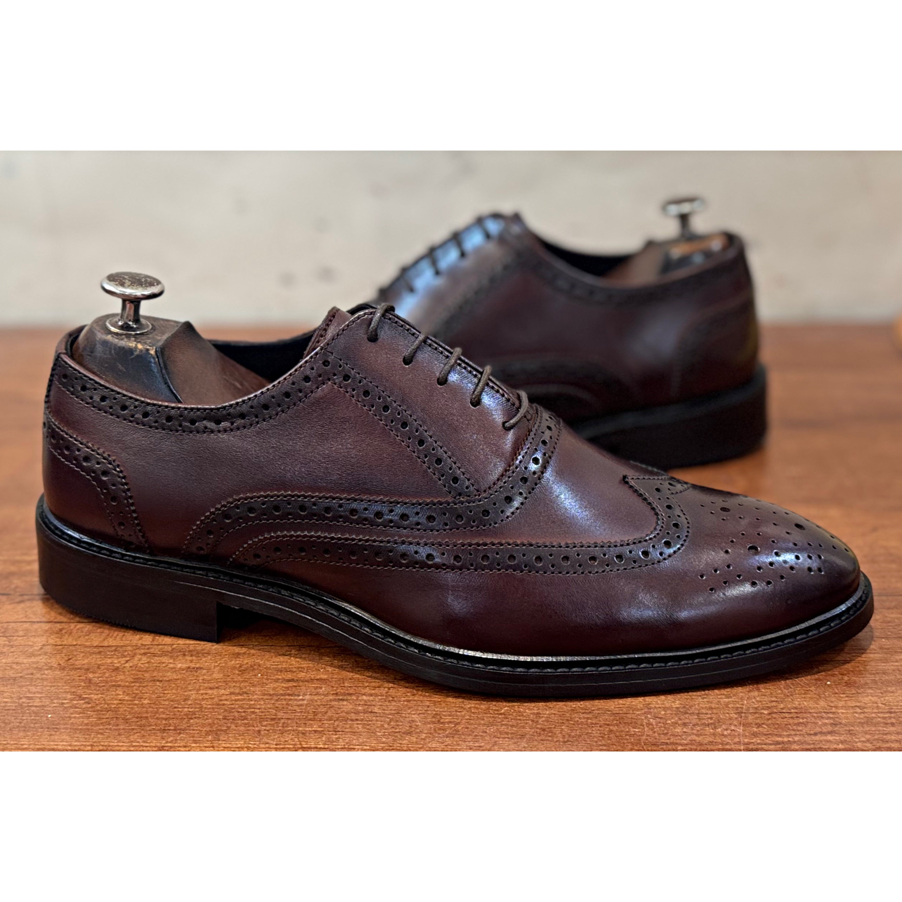 Saalvi Regal Wingtip Oxfords - Burnished Brown