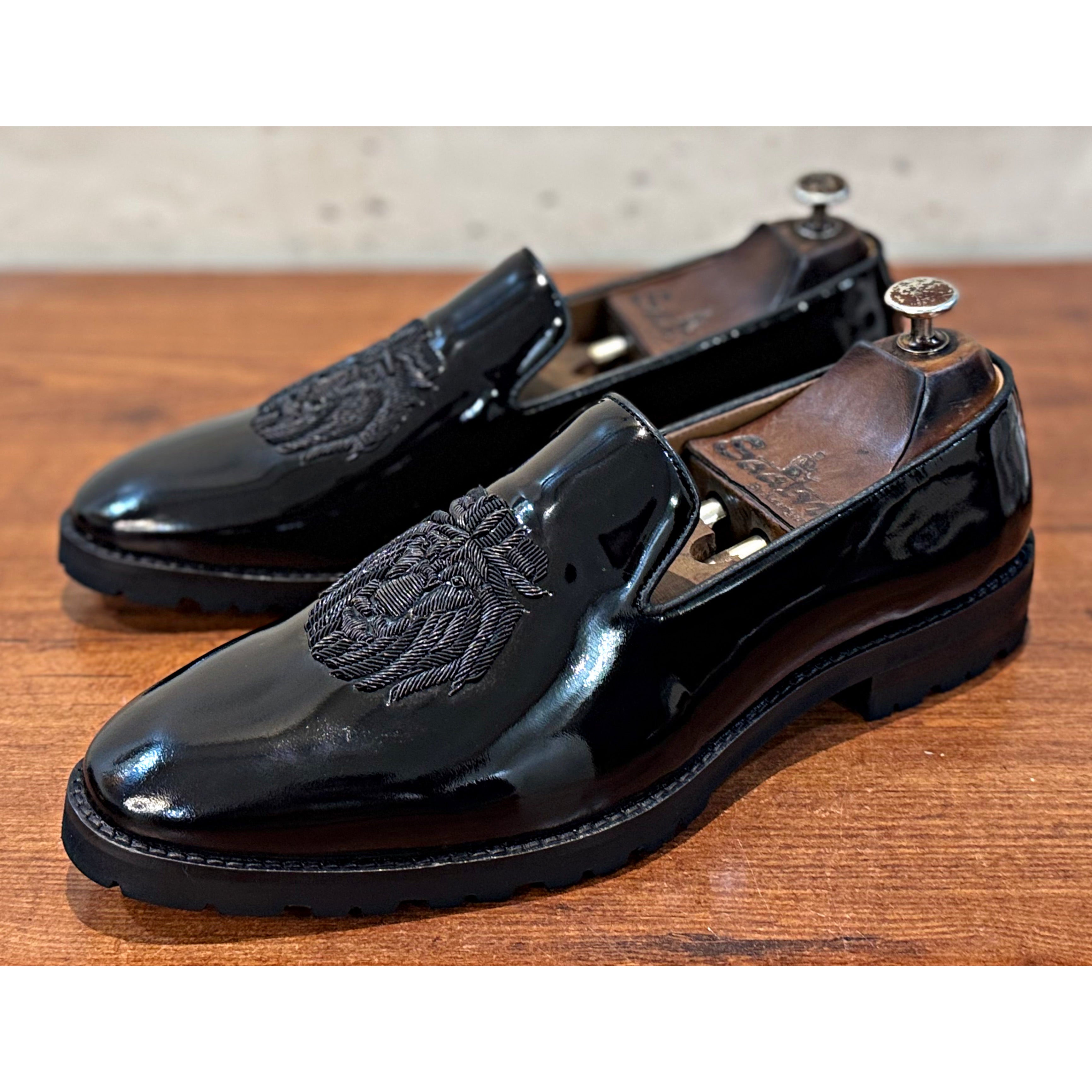 Black Patent Lion Black Zardosi Slipon Chunky