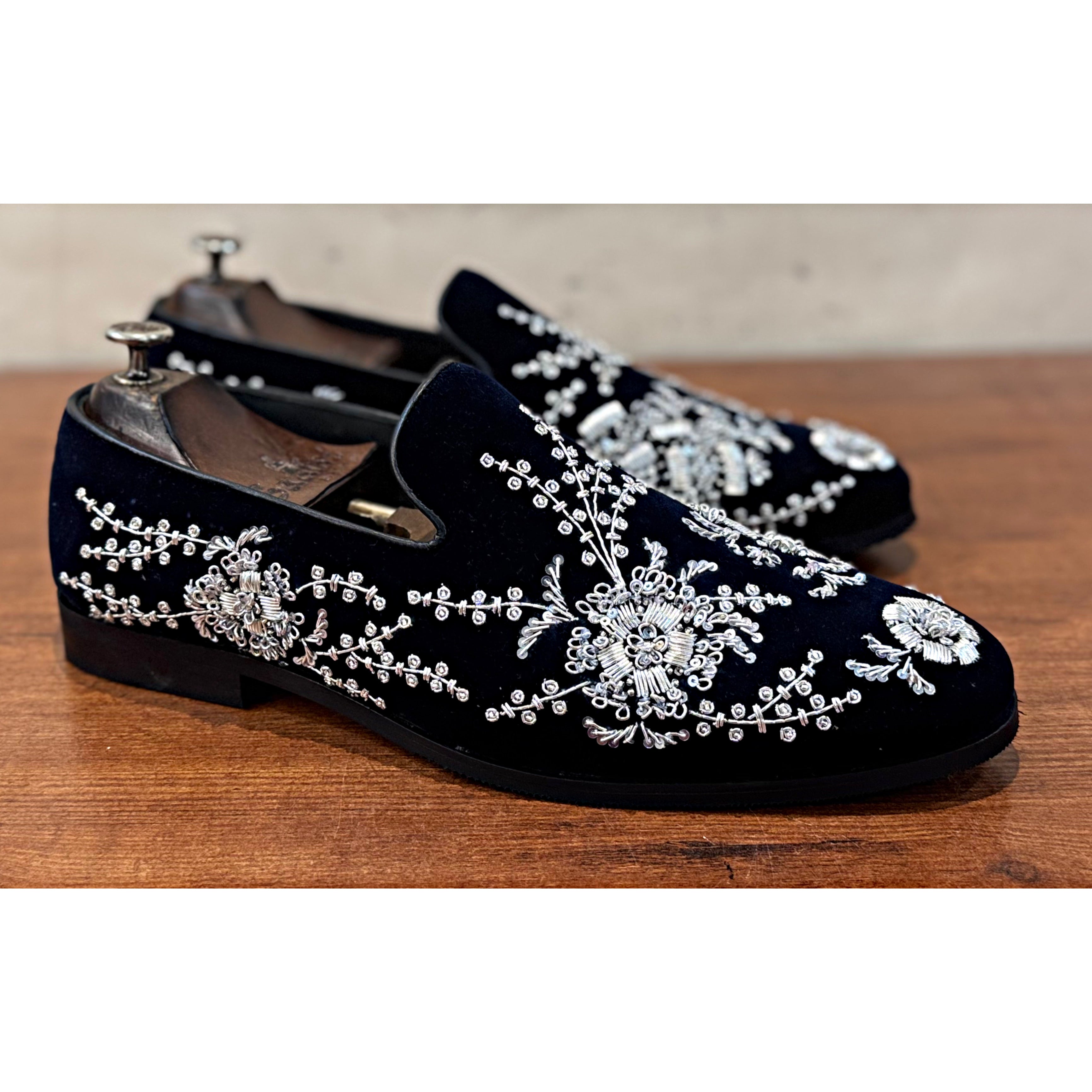 Blue & Silver Hand Zardozi Slipons