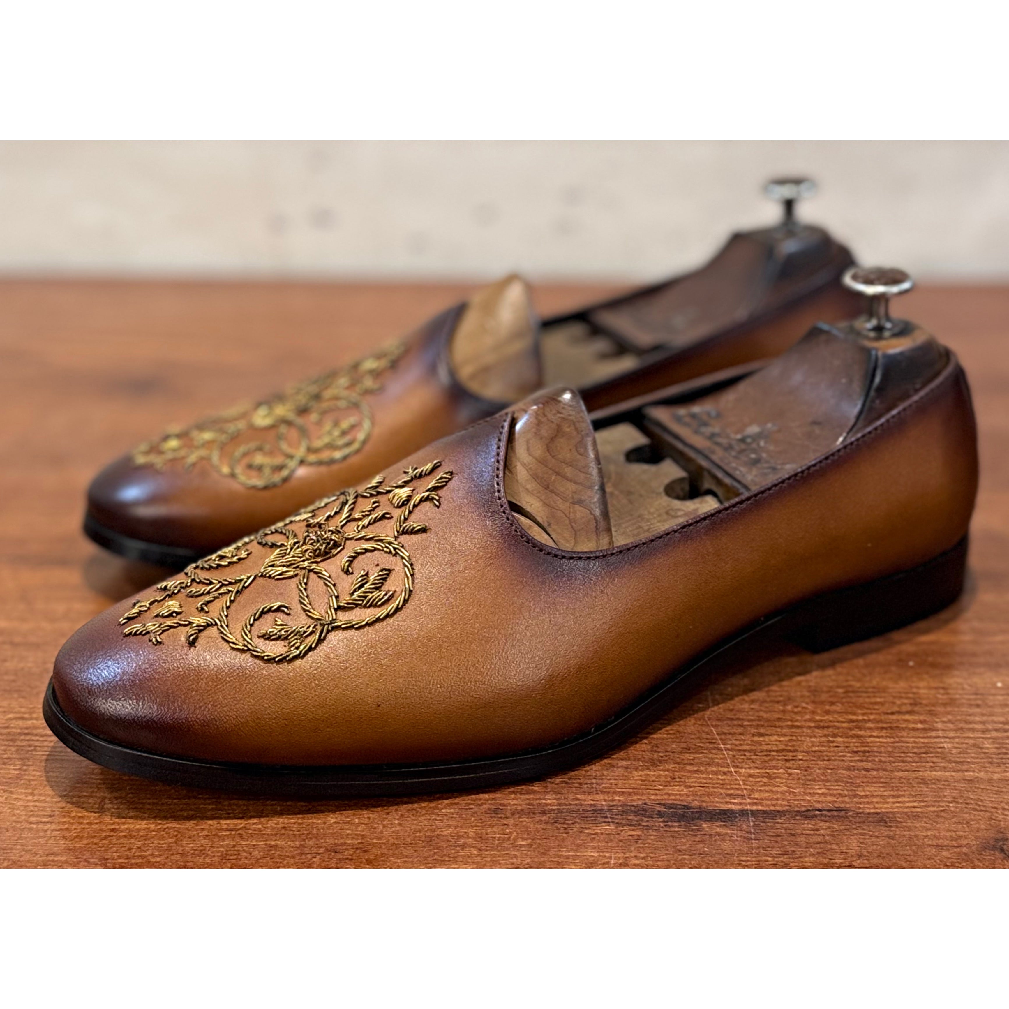 Golden Aura Jalsa Hand Patina