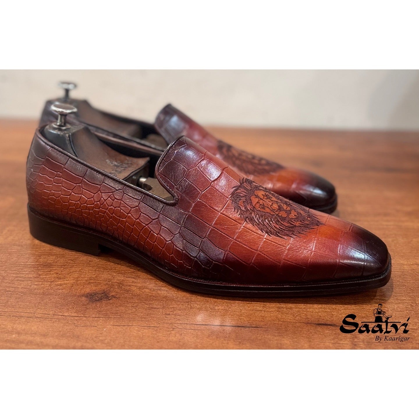 Lion Hand Patina Loafers