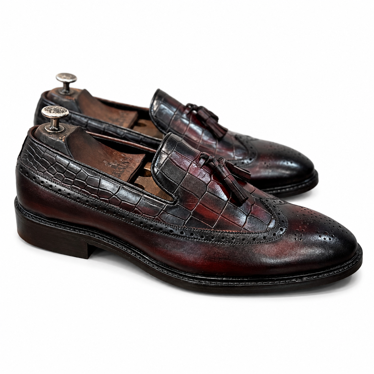 Burgundy Croc-Embossed Wingtip Tassel Loafers