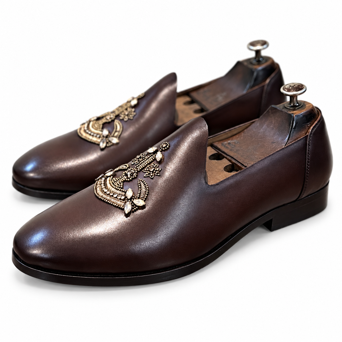 Anchor Hand Zardosi Jutti – Royal Brown