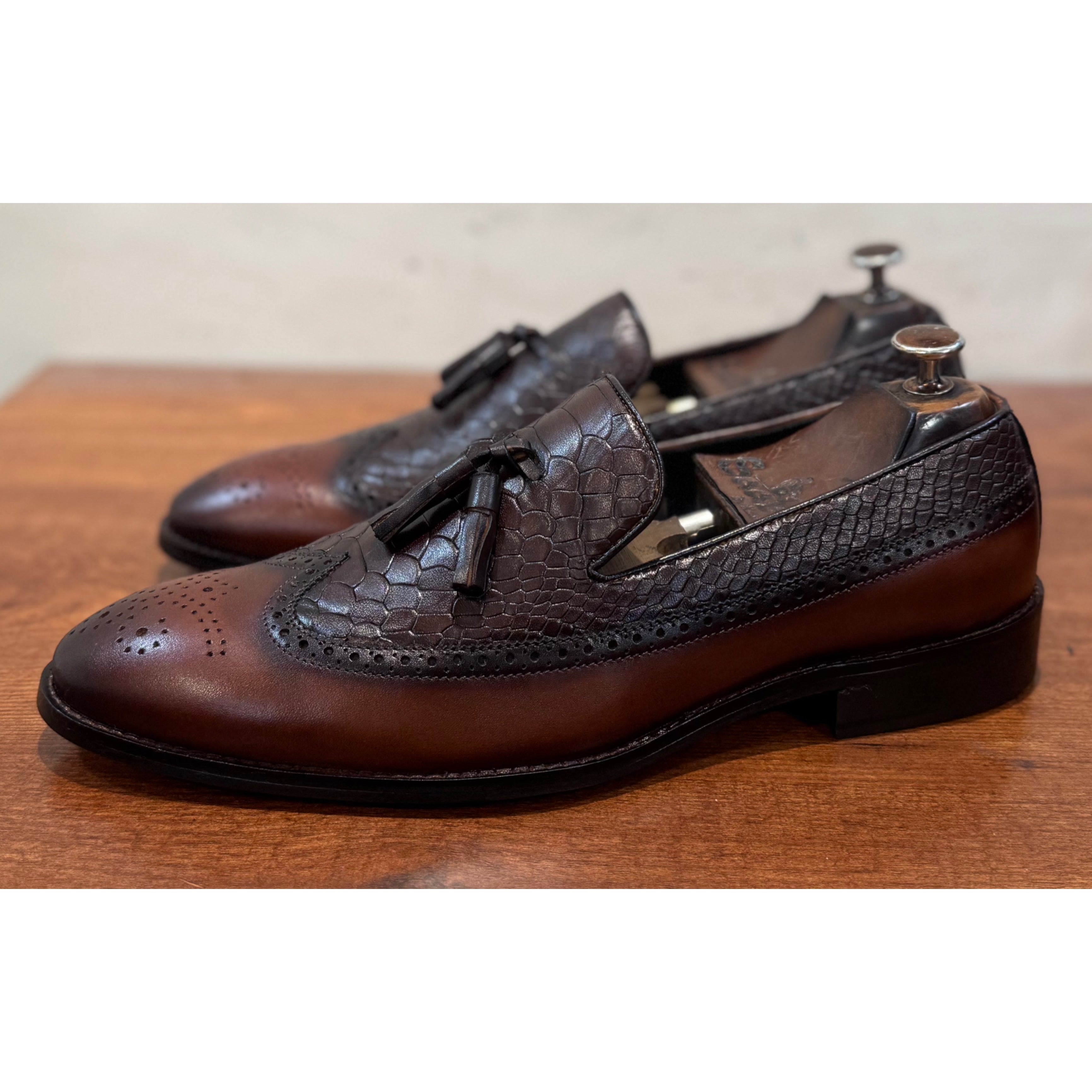 Twin Texture Wingcap Loafers Python