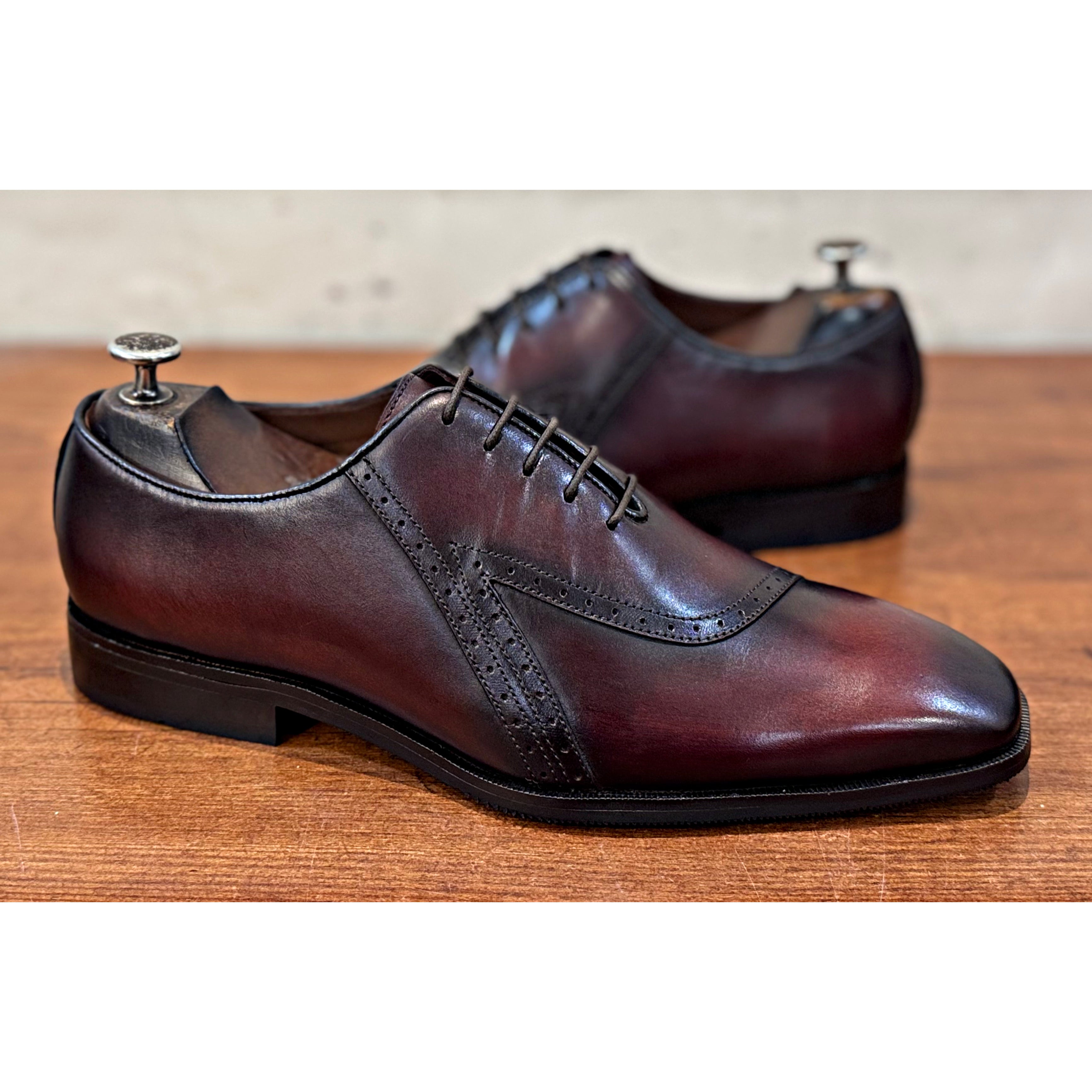 BAILEY | BORDO HAND PAINTED