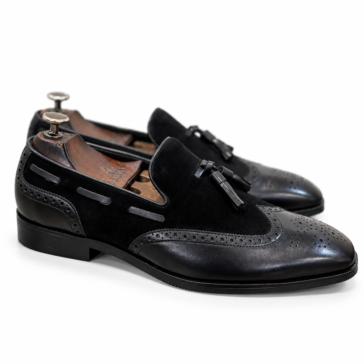 Noir Sovereign Wingtip Tassel Loafers
