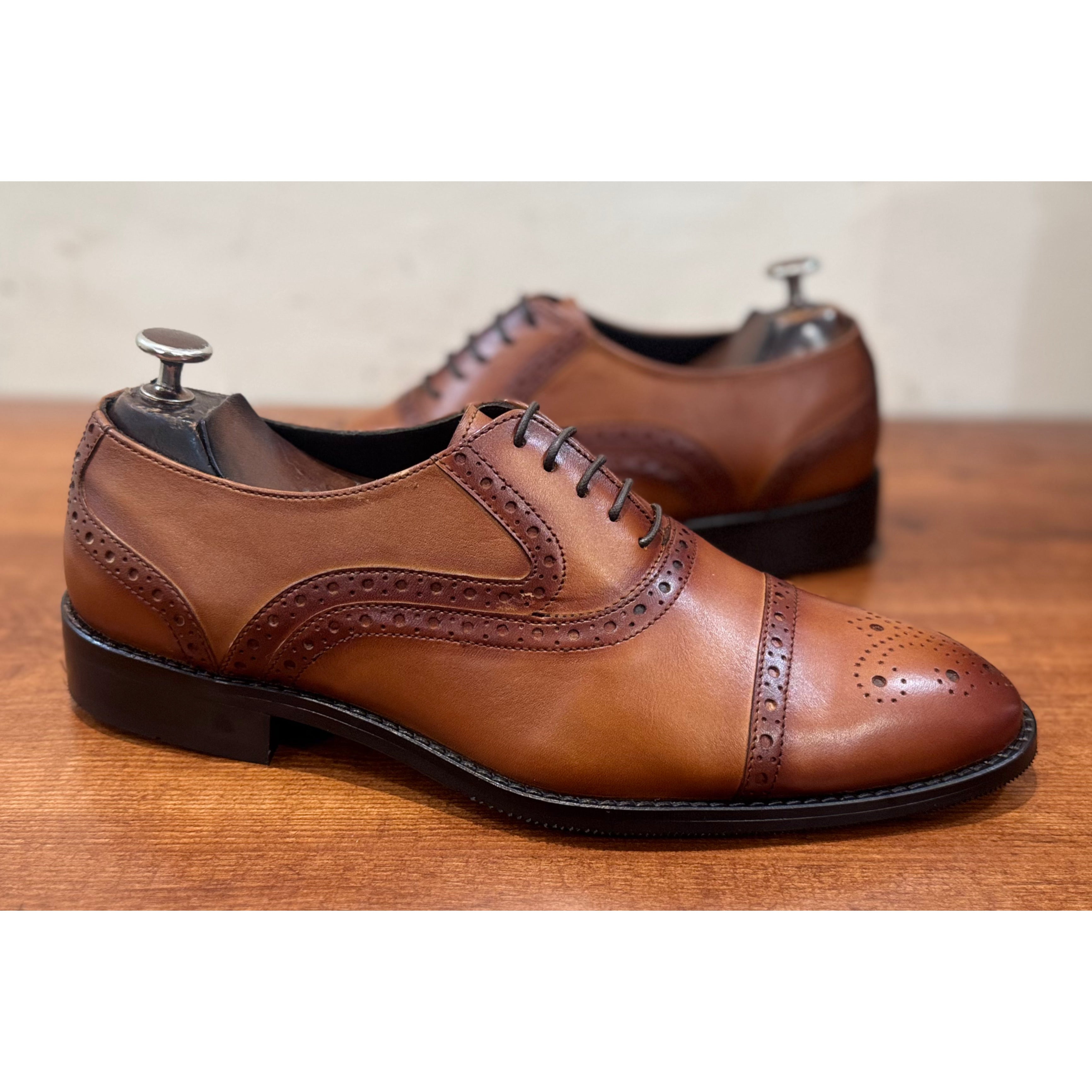 Saalvi Men's Cap Toe Oxfords Tan Brown