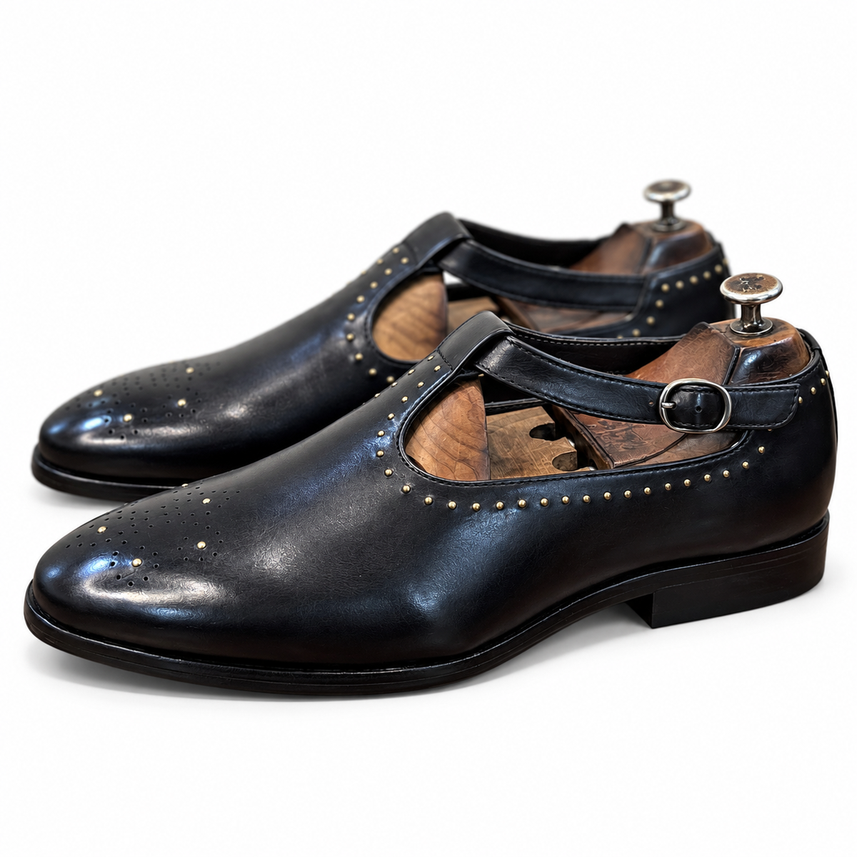 Noir Bajri Black Leather Sandals