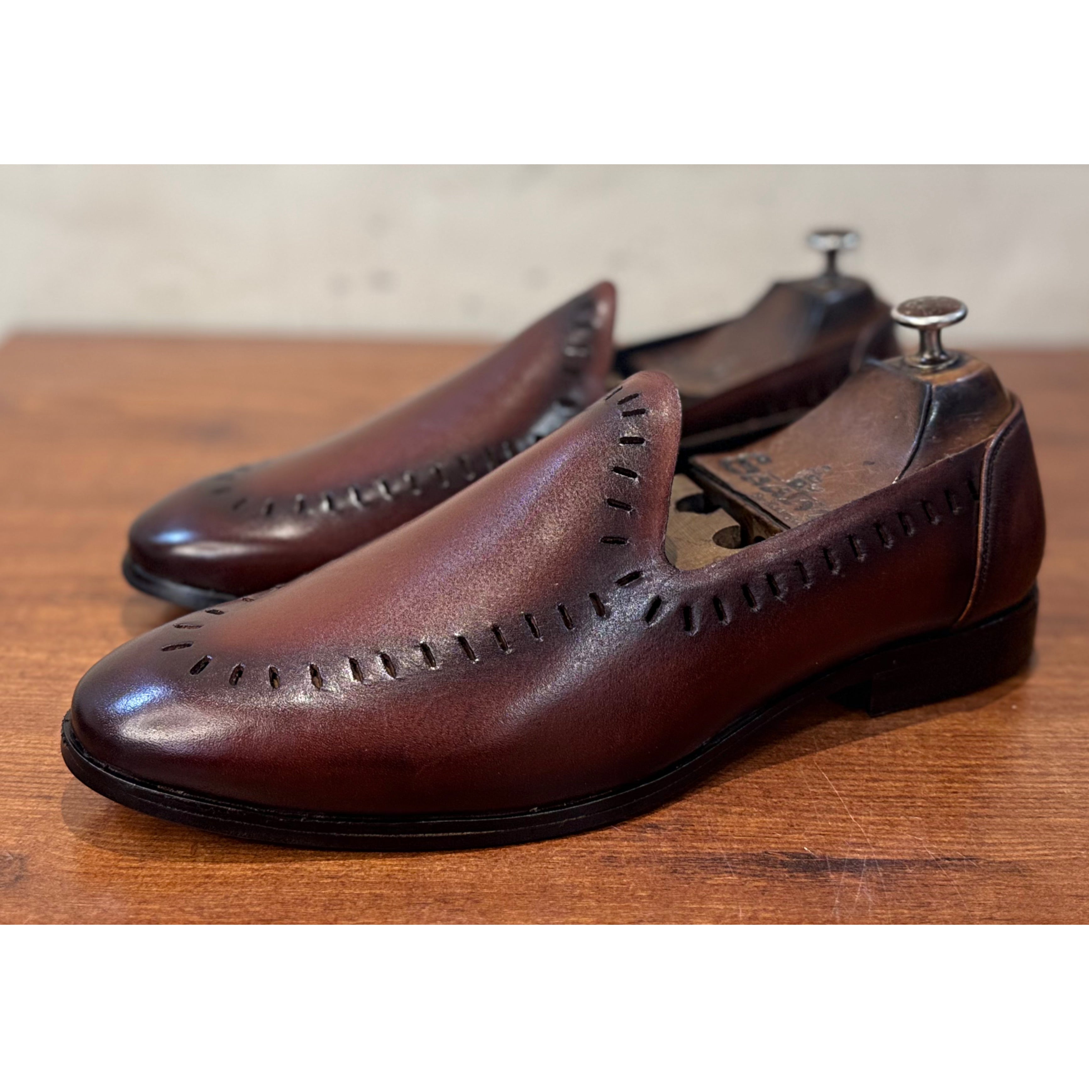 Cutwork Jutti Brown