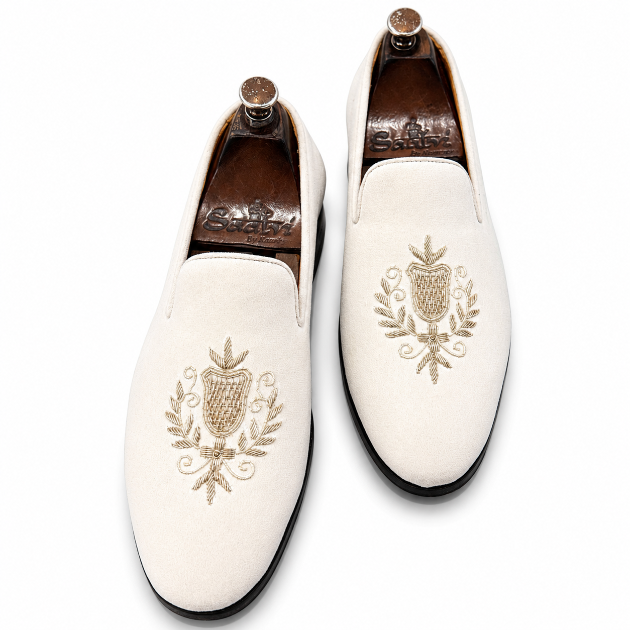 Off White Velvet Slipon With Embrodiery