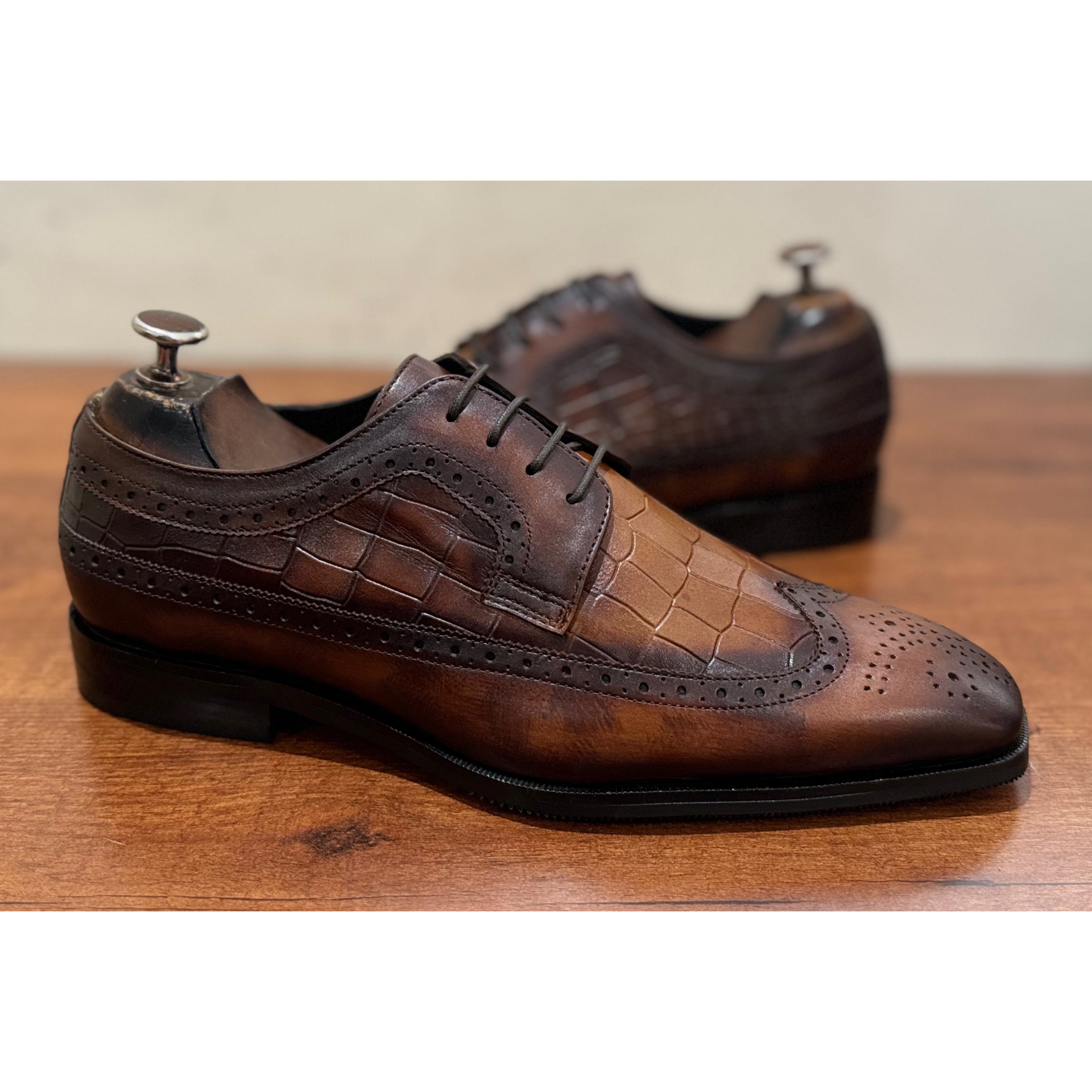 Brown Wingtip Croco Derby