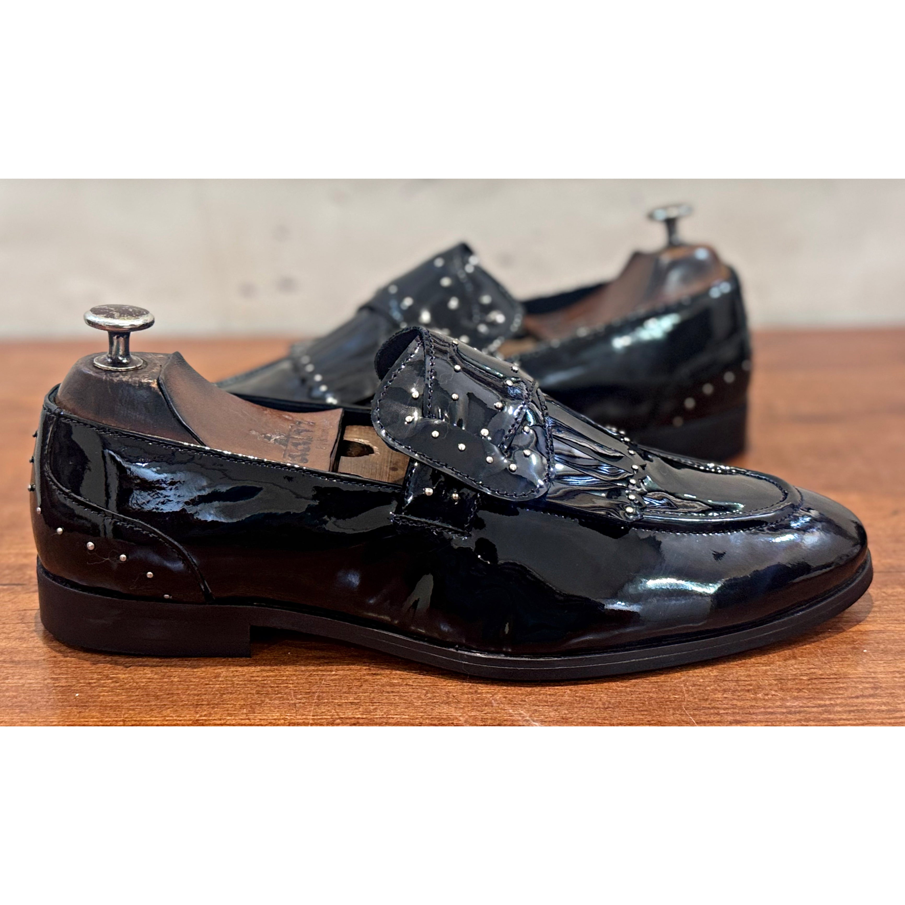 Butterfly Loafers Patent Bajri