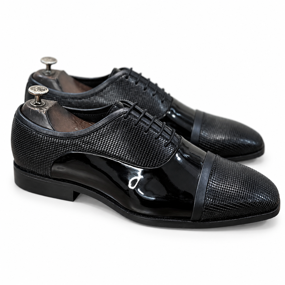 Black Patent Leather Cap-Toe Oxford Shoes – Luxury Textured Formal Dress Shoes