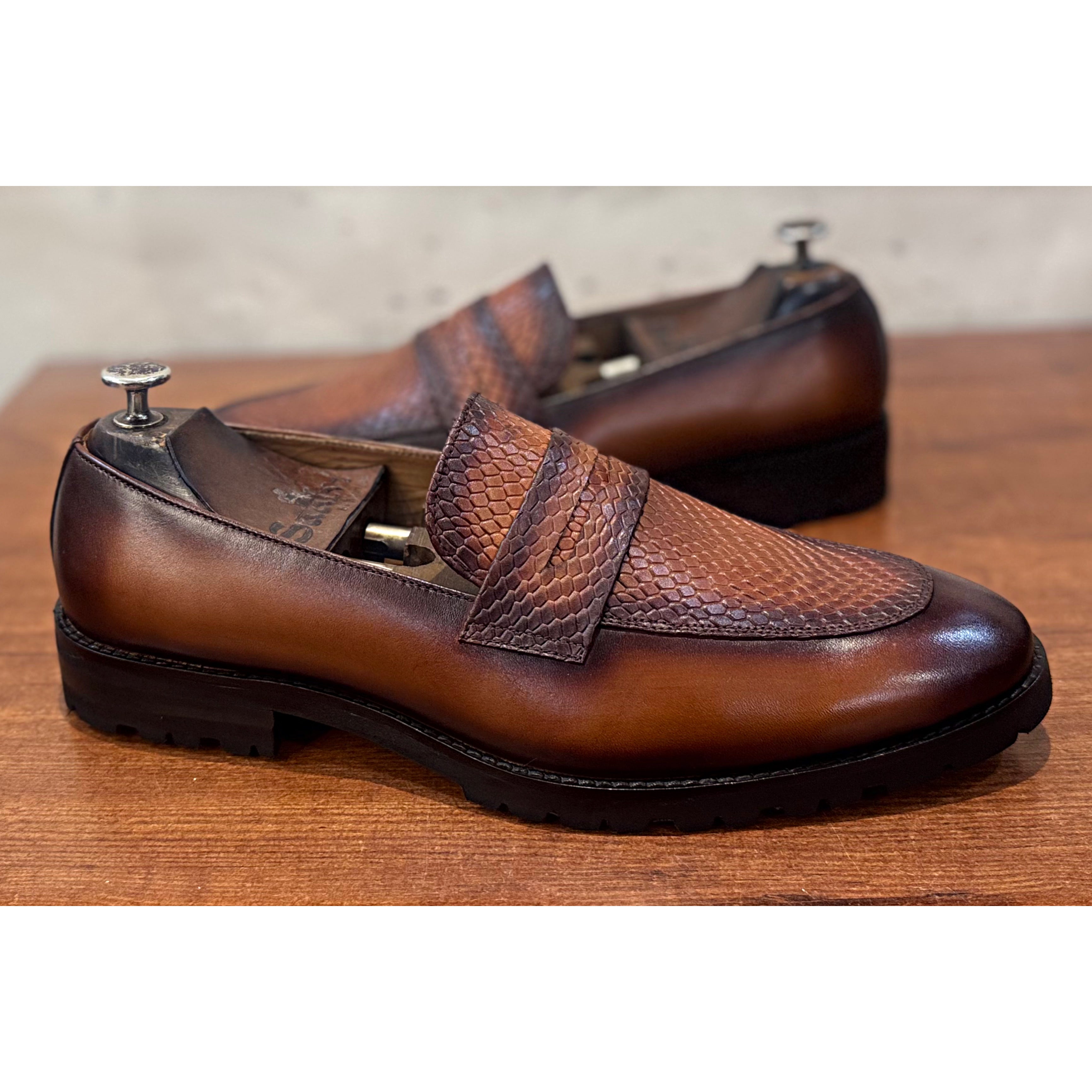 PENNY LOAFERS LIGHT WEIGHT SOLE Tan Brown