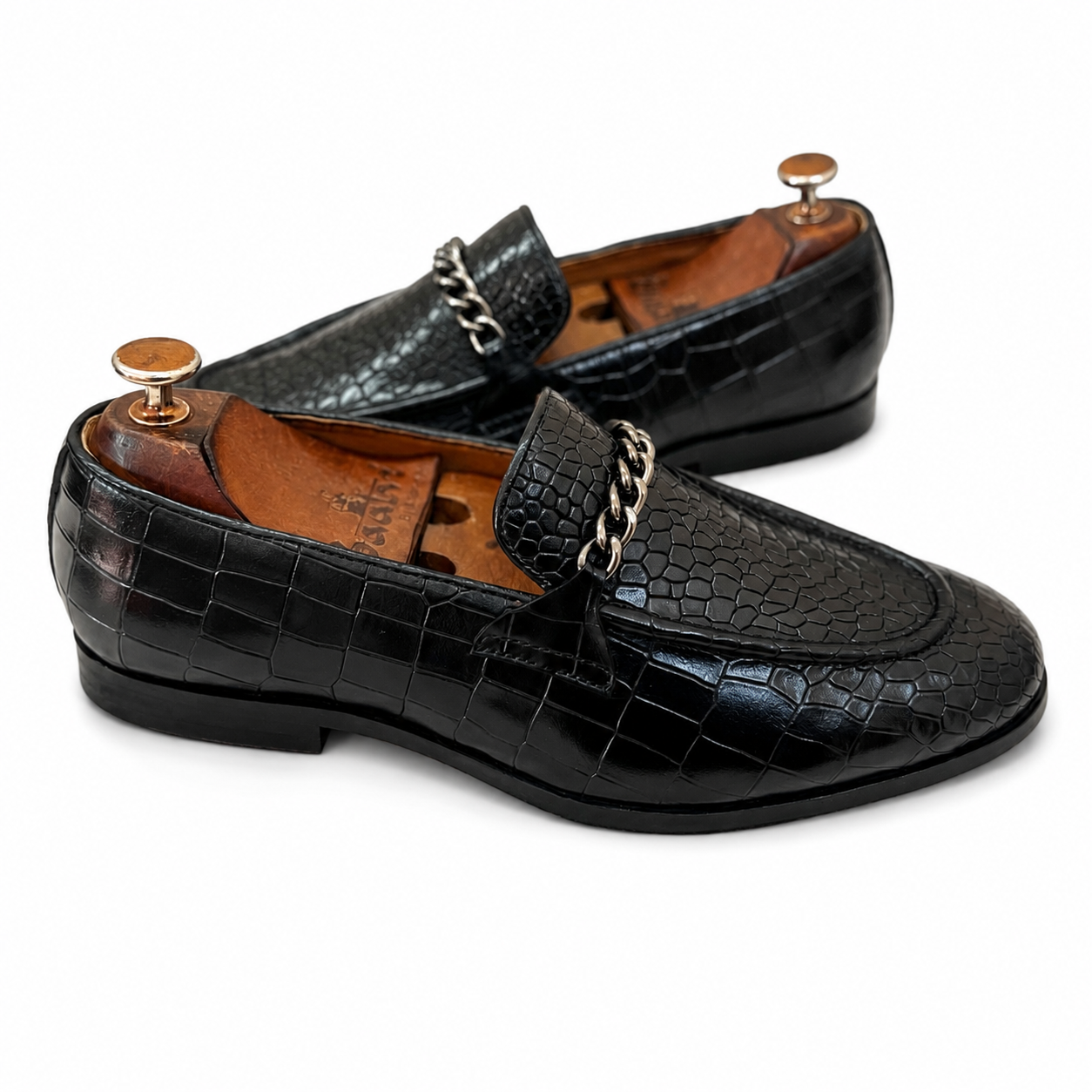 Croco Loafers With Chain Black