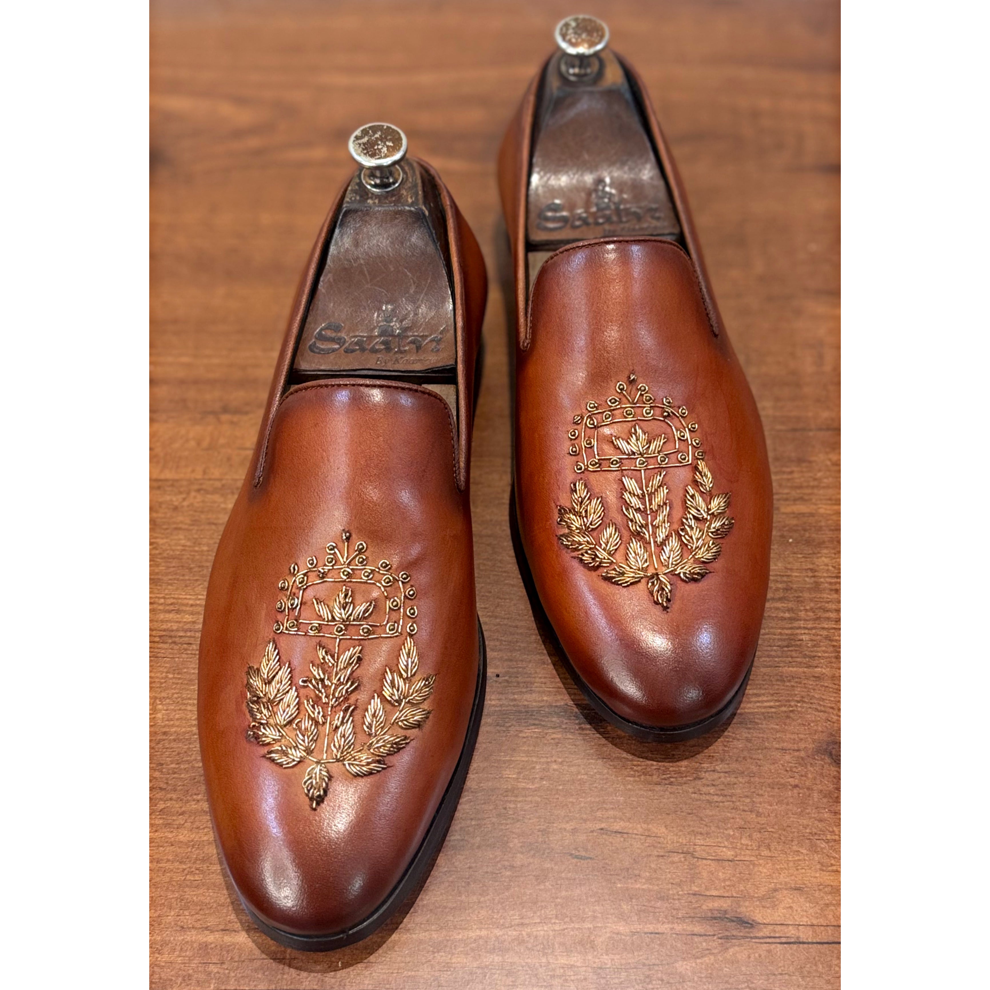 Raj Elan (Crown Leaf Embroidery)
