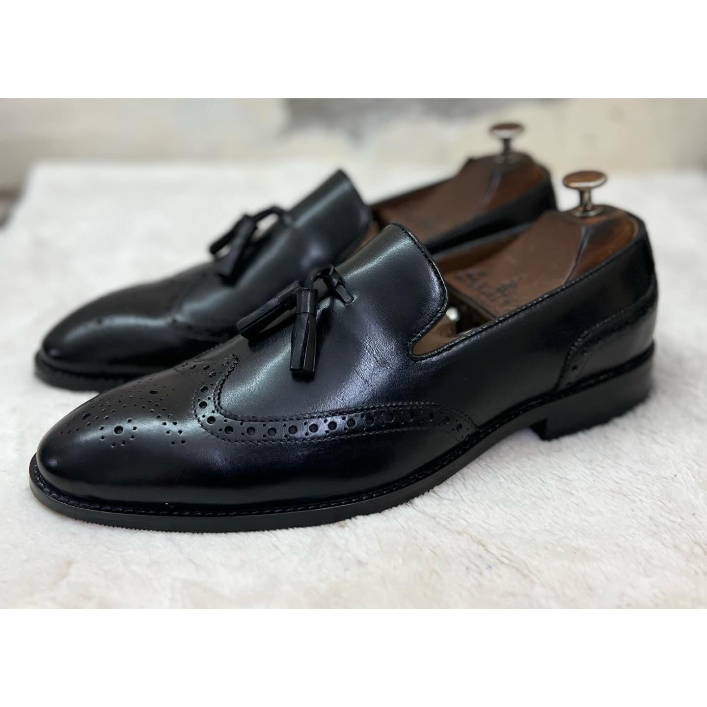 Wingtip Brogue Tassel Loafers