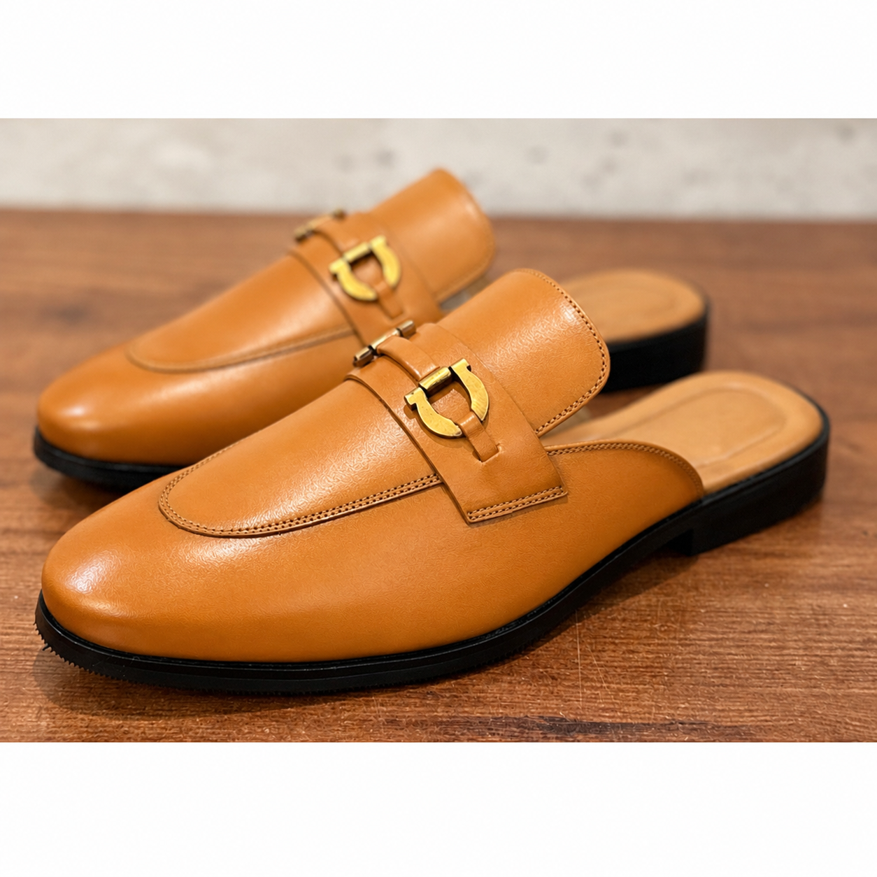 Monarch Camel Horsebit Mule