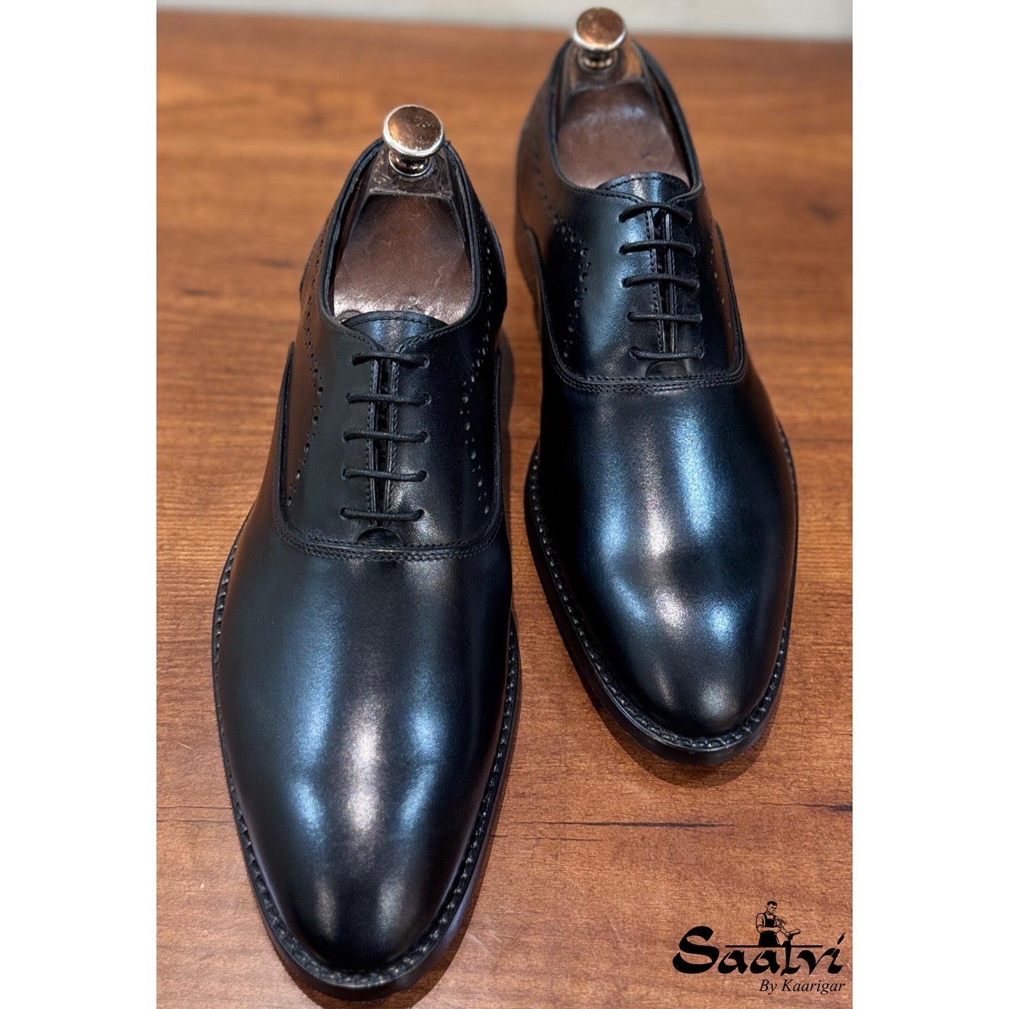 Black Classic Oxfords Duxford